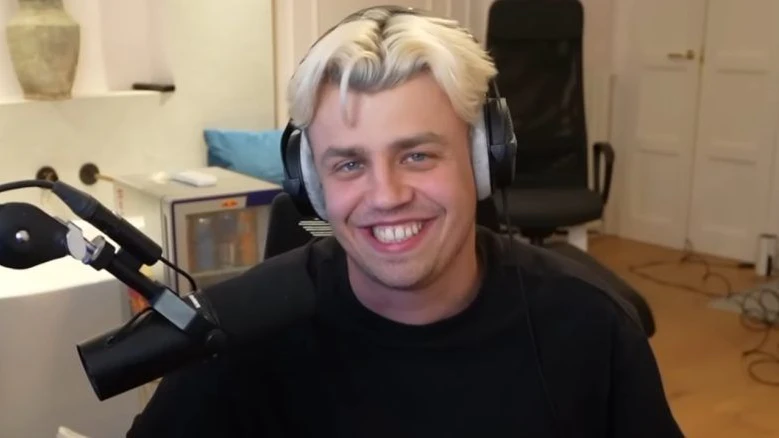 Papaplatte ist wieder da.