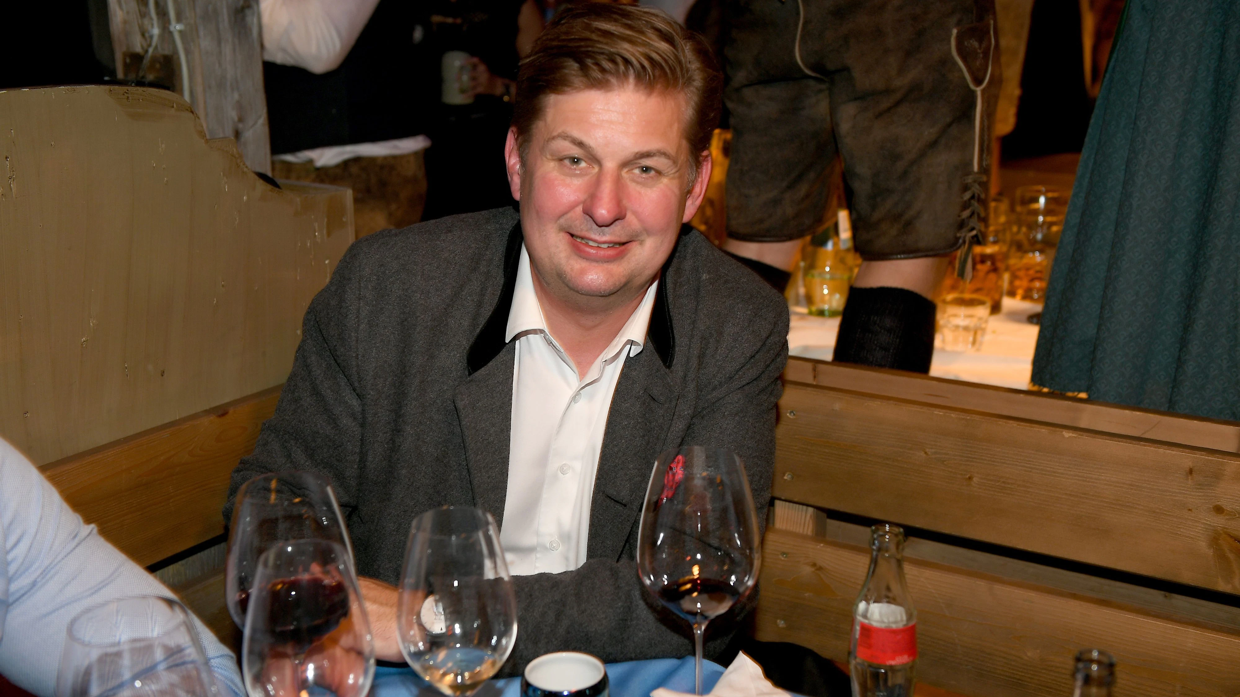 Maximilian Krah war auch im nächsten Jahr wieder im Festzelt Käfer auf dem Münchner Oktoberfest anzutreffen – hier auf einem Foto vom 27. September 2025