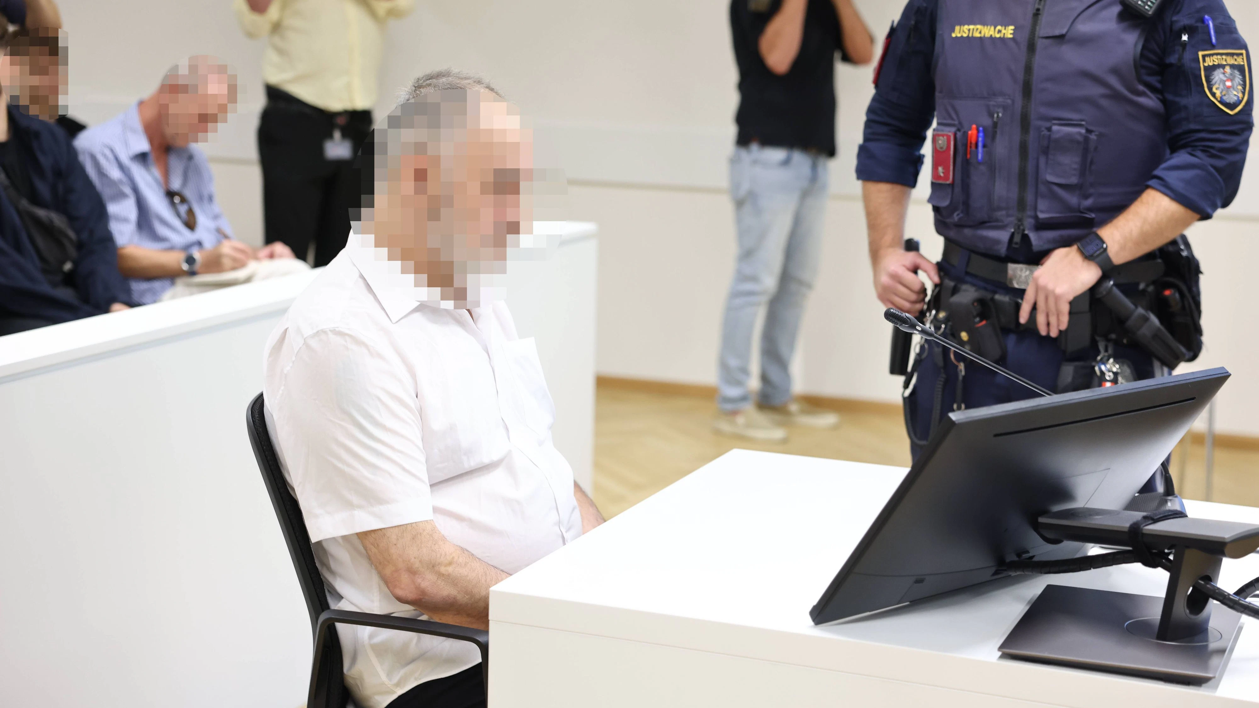 Heute.at - Gefährlich – Gutachter warnt vor Blumenkavalier