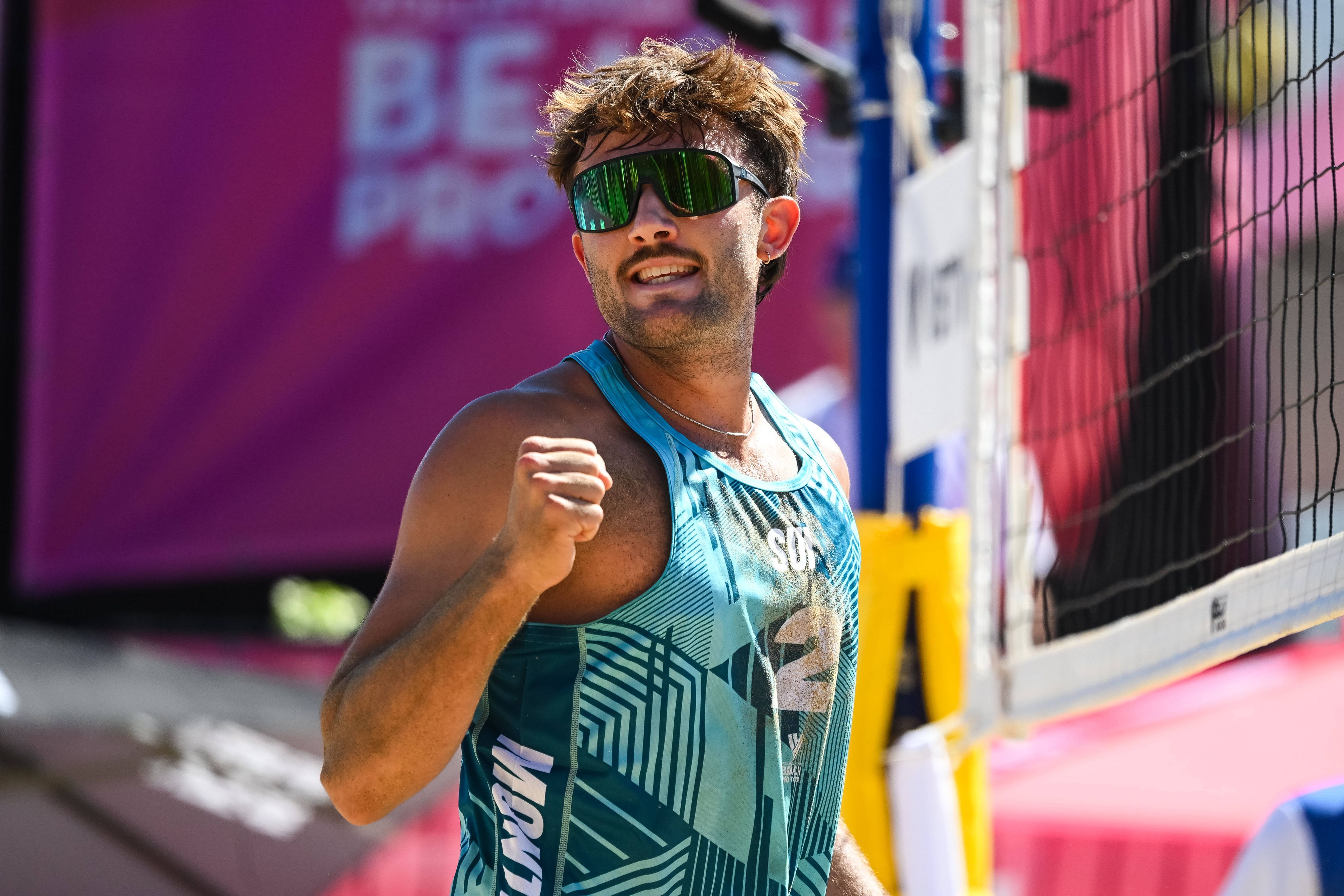 Der Schweizer Top-Beachvolleyballer Leo Dillier hat sich geoutet. 
