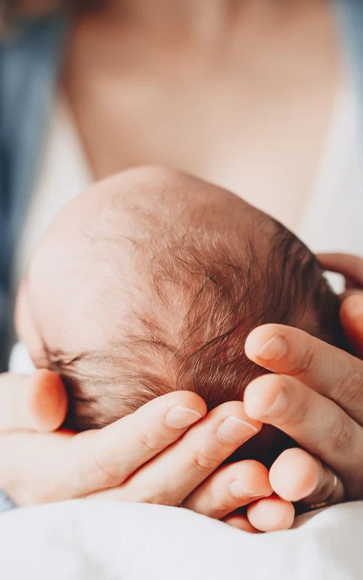 Herzfehler: Eltern wollten Baby abtreiben, Leihmutter weigerte sich