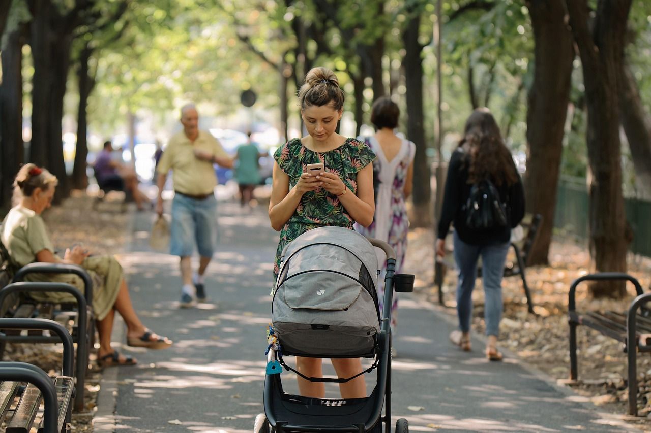 Heute.at - Mit Kinderwagen joggen schützt vor Verletzungen