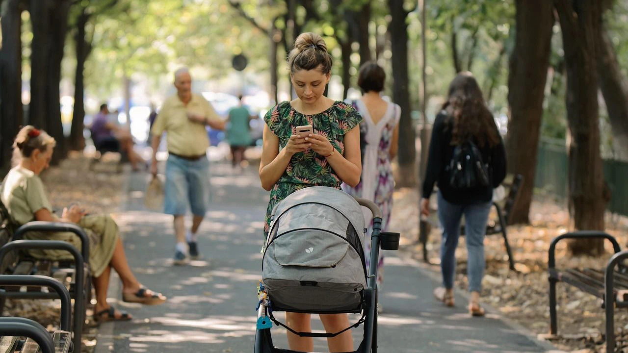 Heute.at - Mit Kinderwagen joggen schützt vor Verletzungen
