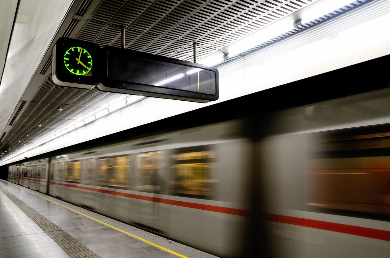 Der Angriff soll sich in der U-3-Station Enkplatz ereignet haben. (Symbolbild)