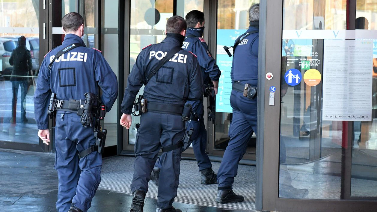 Heute.at - Neue Dienstzeiten – Polizeichef verteidigt Reform