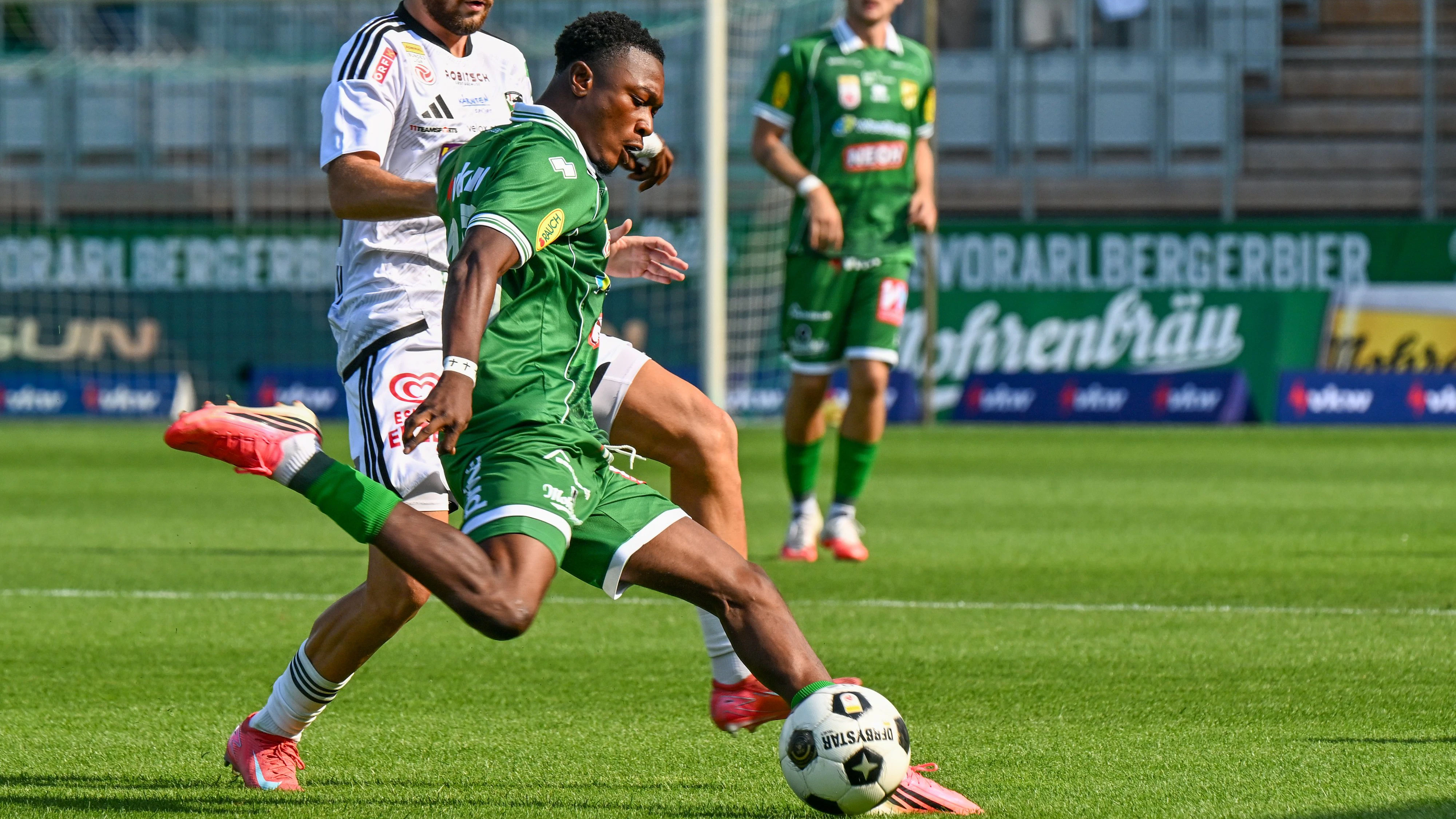 Heute.at - Austria Lustenau gewinnt nach Chancenwucher gegen WAC