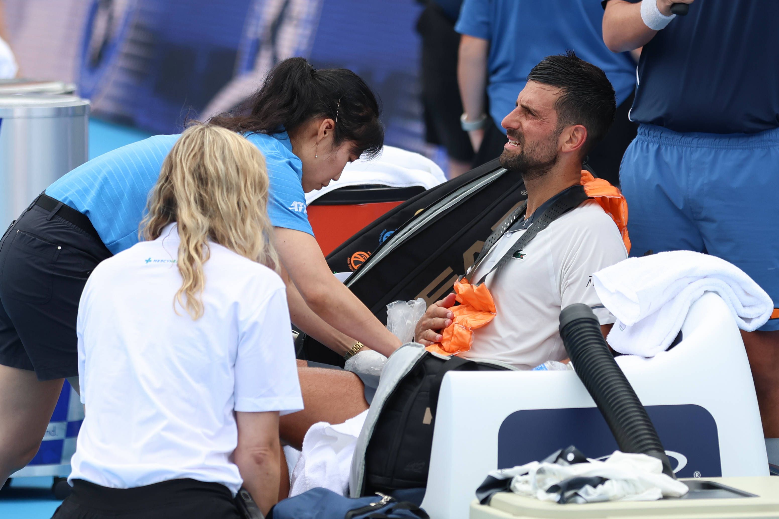 Novak Djokovic hatte körperlich große Probleme, schied aus. 