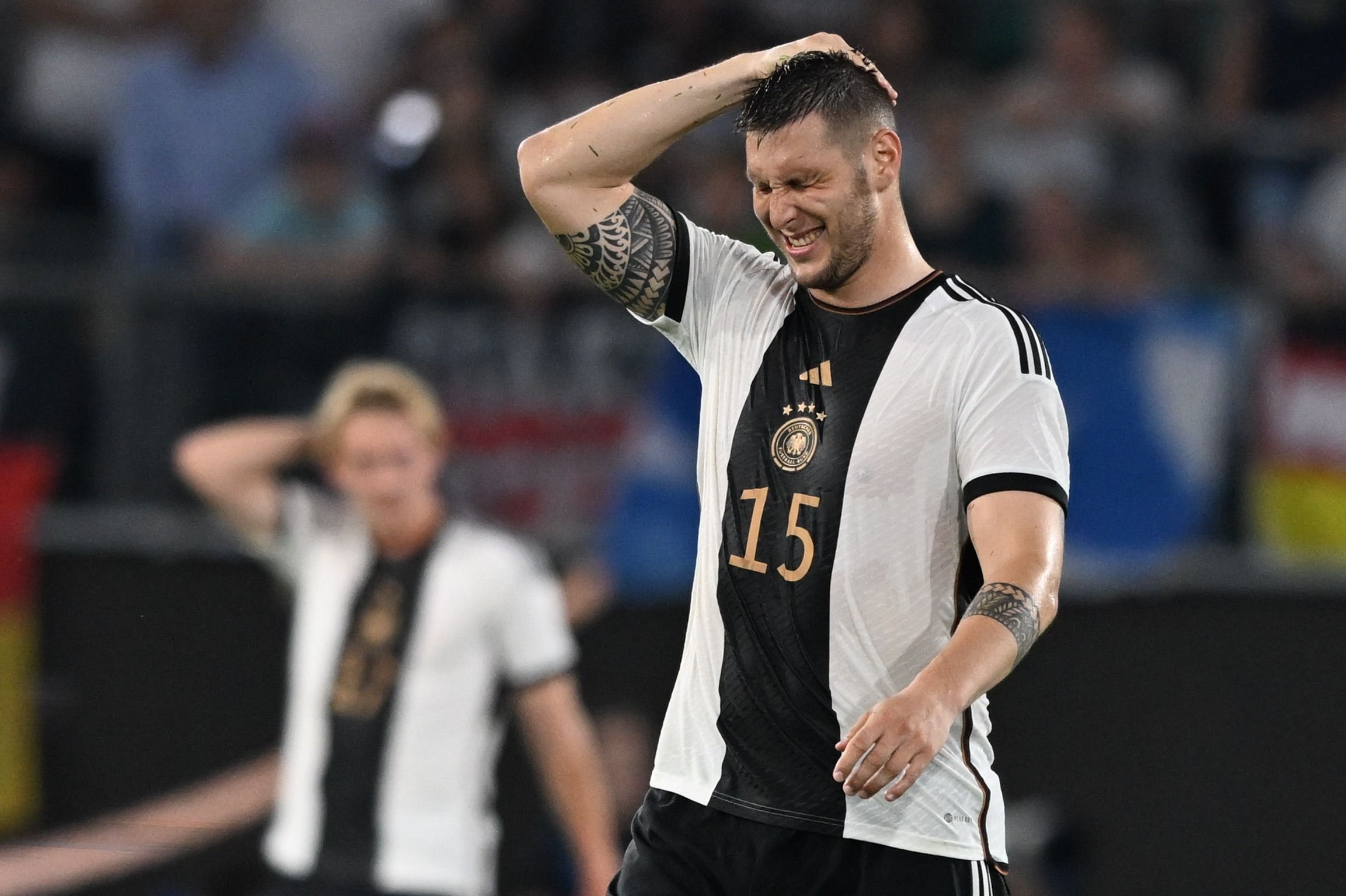 Süle spielte im Sturm, verlor mit 2:7.