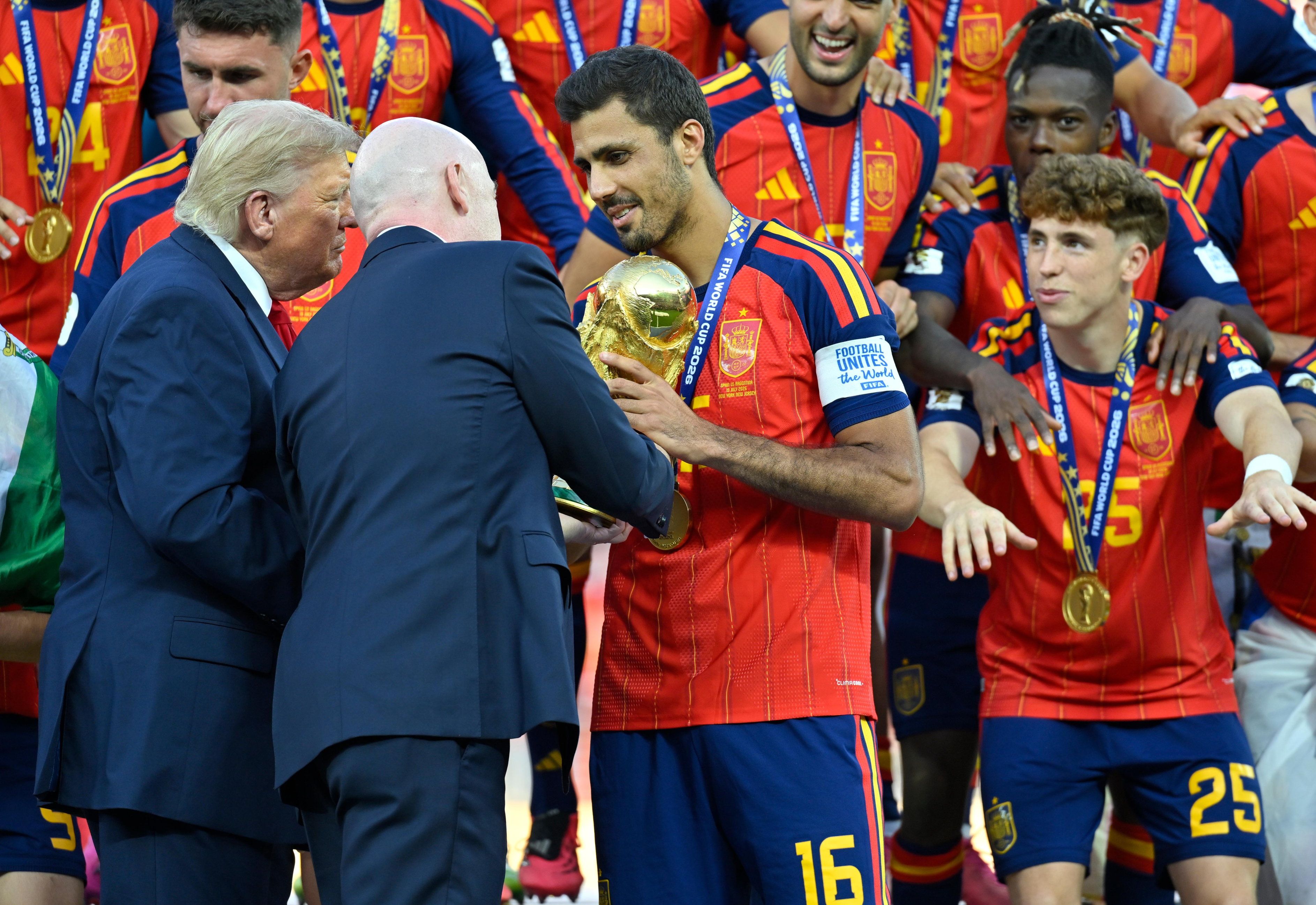 Weltmeister Rodri wechselt von City zu Barcelona.