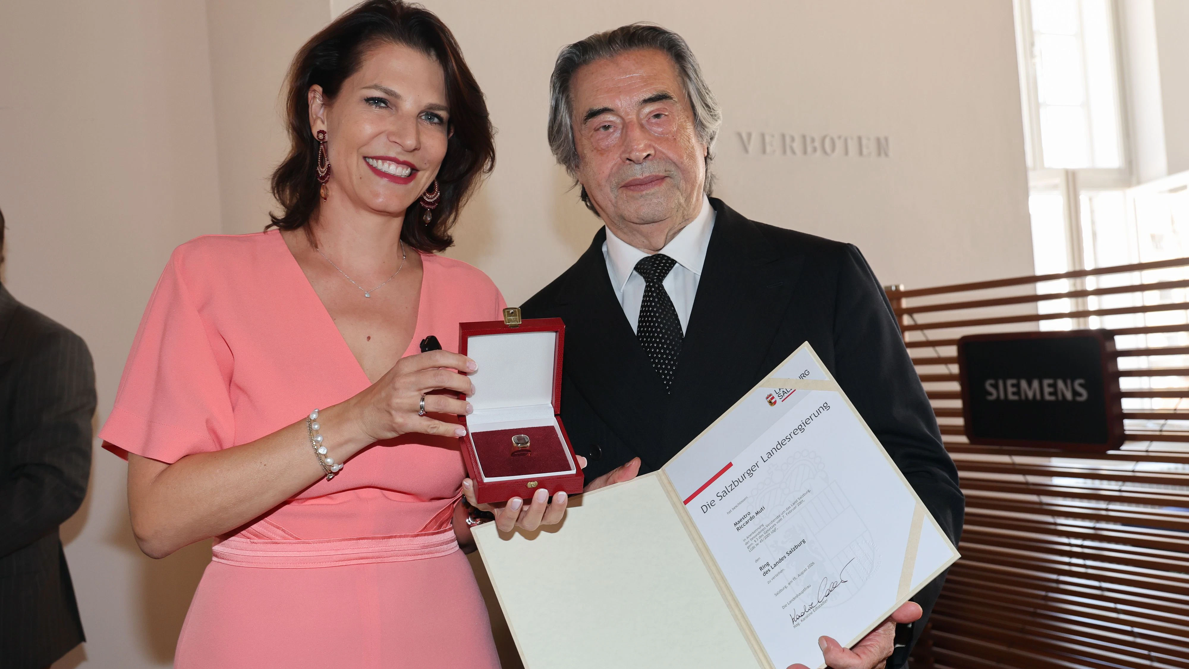 Heute.at - Nach 54 Festspielsommern: Große Ehre für Riccardo Muti