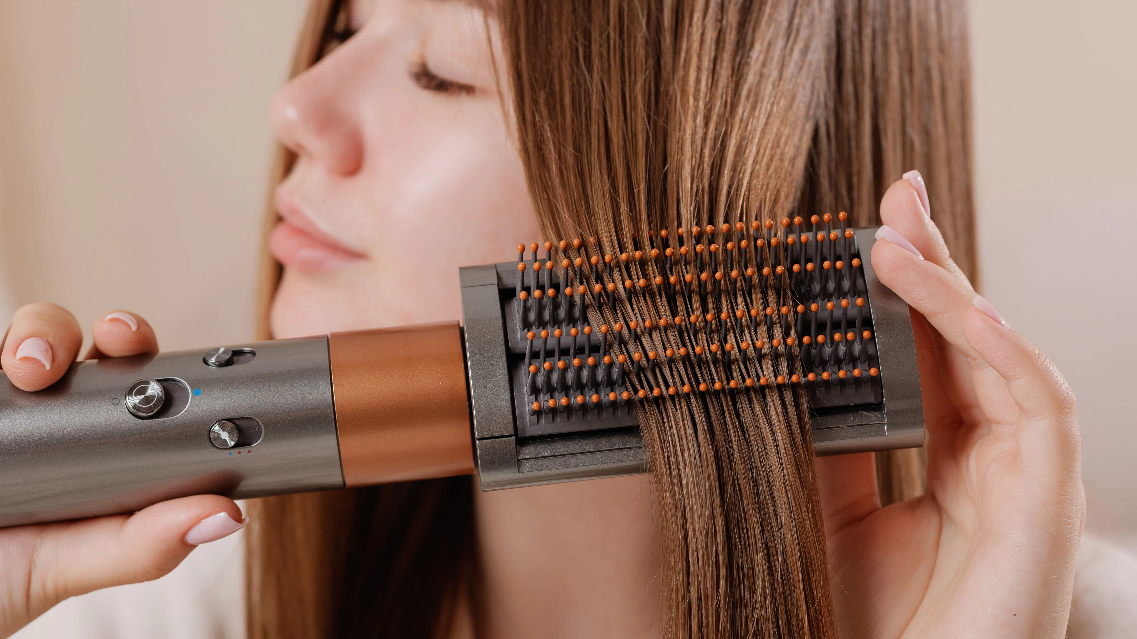Heute.at - Glattes Haar ohne Glätteisen? Dieser Beauty-Trend boomt