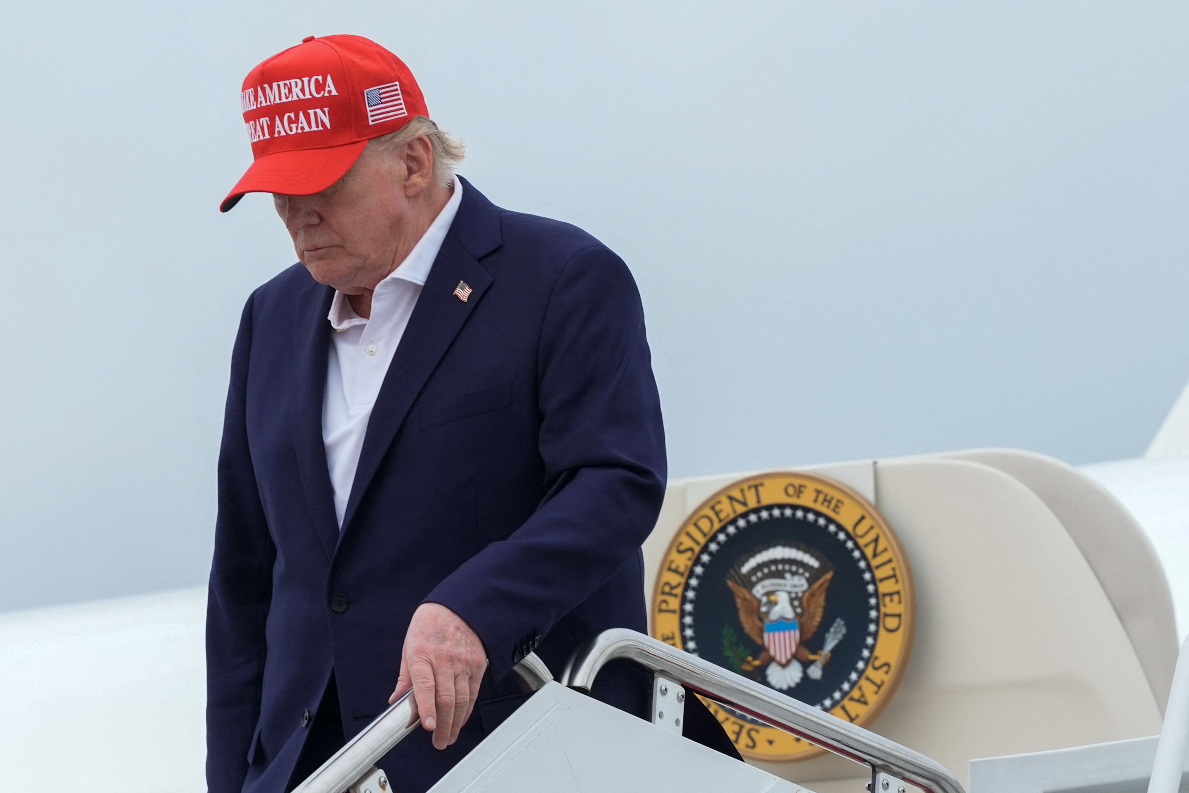 Donald Trump droht dem Oman. (Symbolbild)