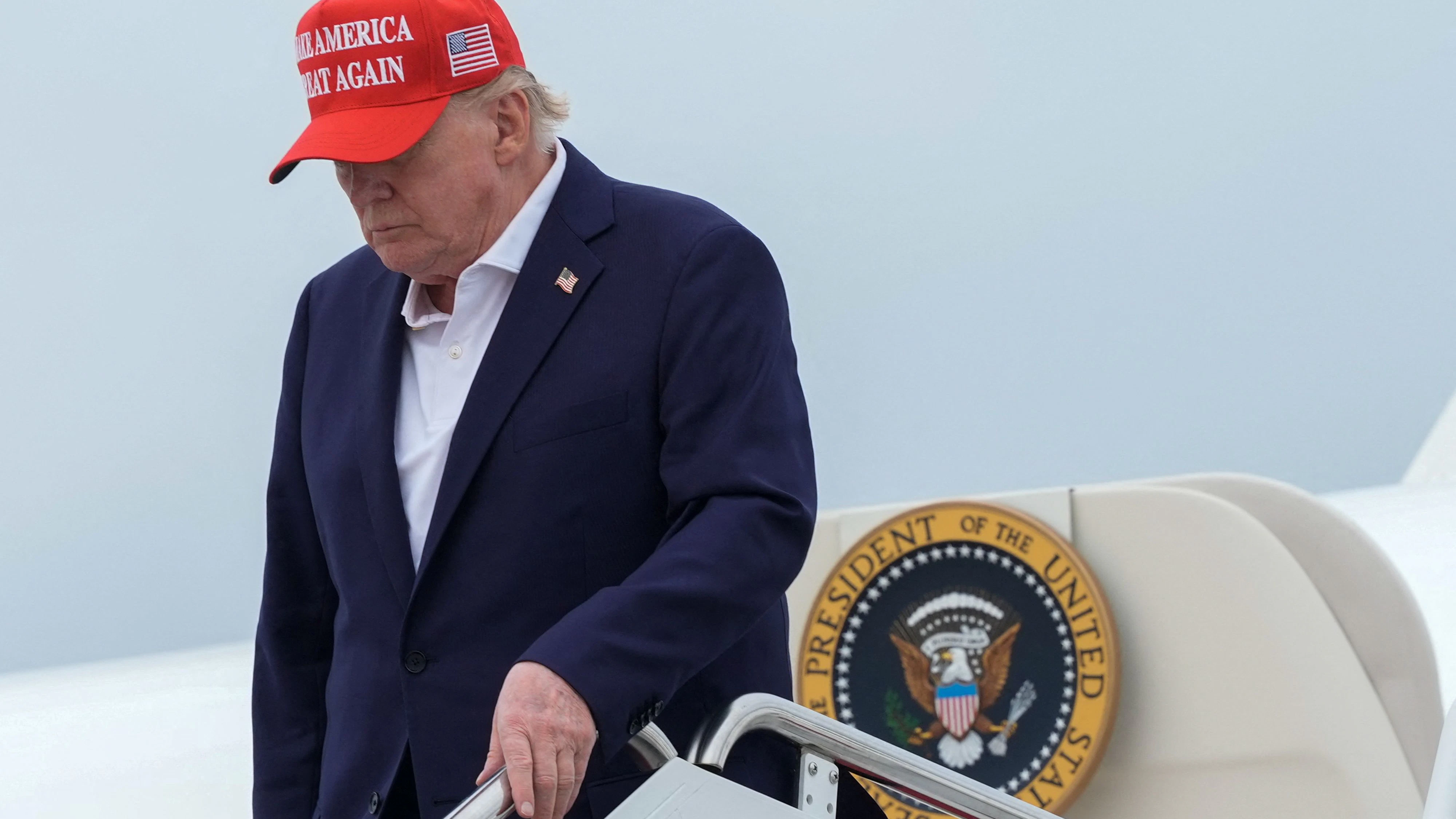 Heute.at - Trump droht: Bomben ihnen Scheiße aus dem Leib