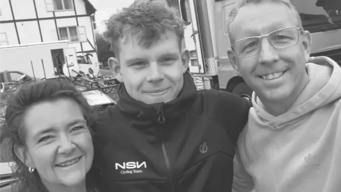 Heute.at - Radtalent (19) tot – Eltern nehmen emotional Abschied
