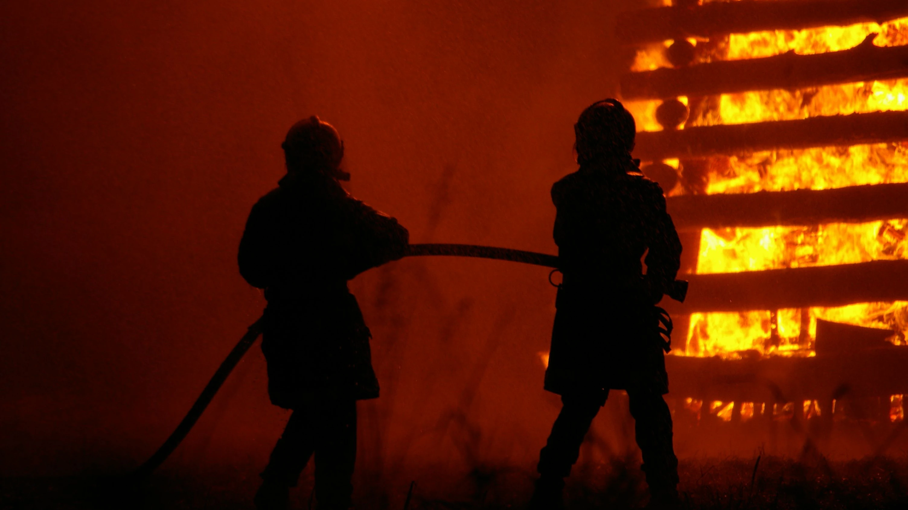 Heute.at - Hotel-Brand und Massenpanik – 15 Tote in Indien