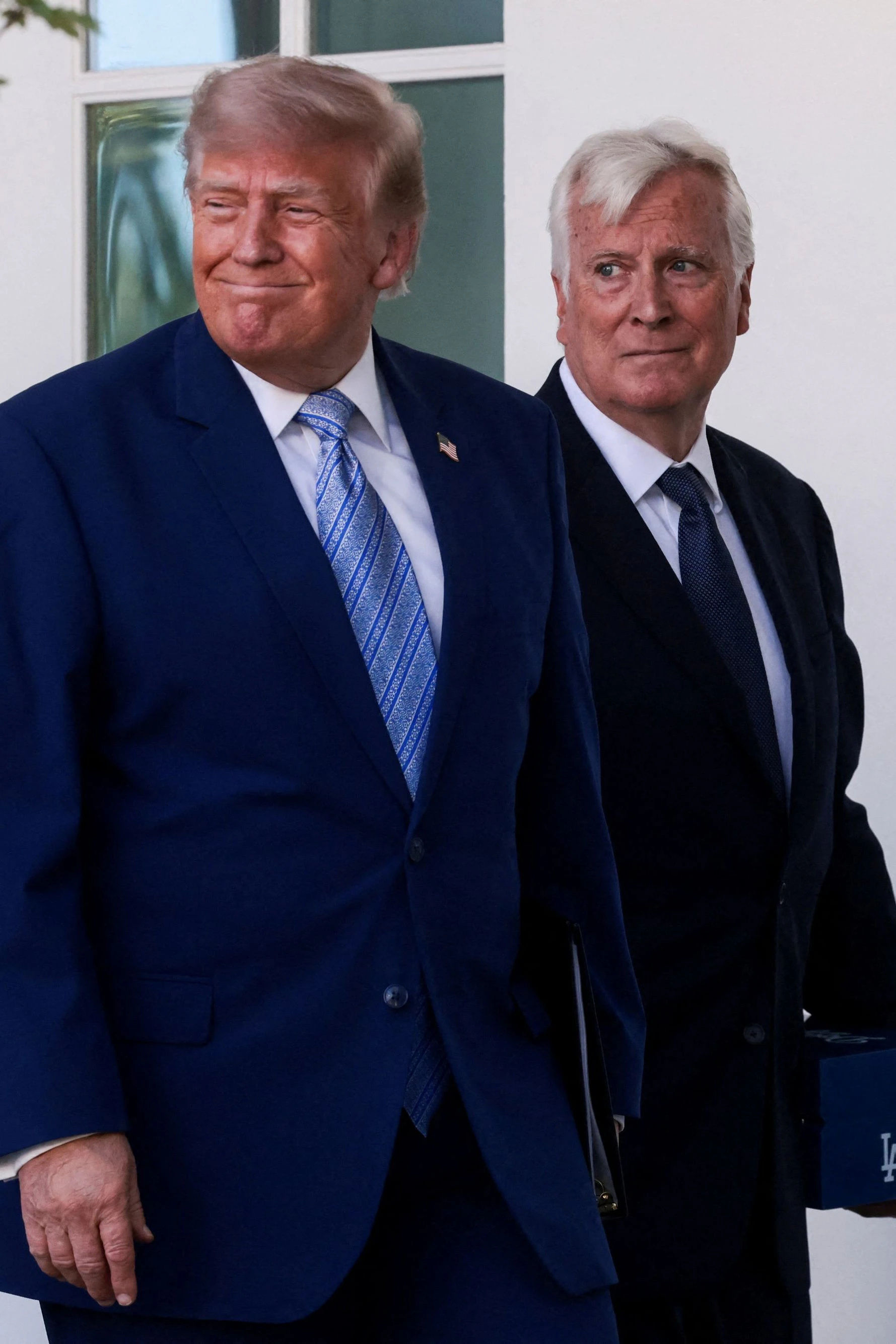 Donald Trump mit Milliardär Mark Walter, dem bisherigen Eigentümer der L.A. Lakers im Weißen Haus