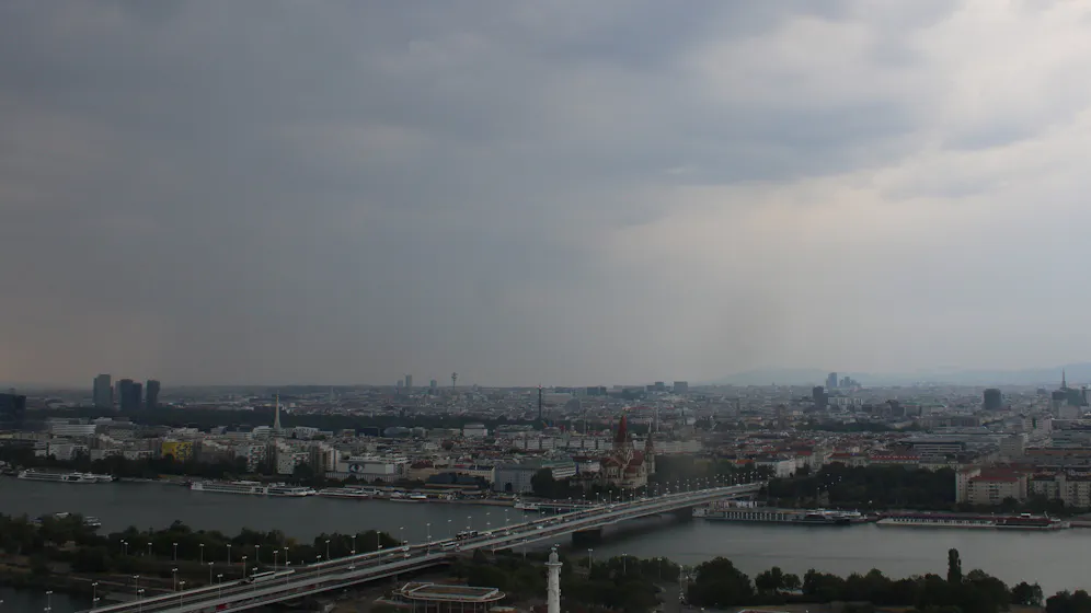 Heute.at - Unwetterzentrale: In zwei Stunden erreicht es Wien