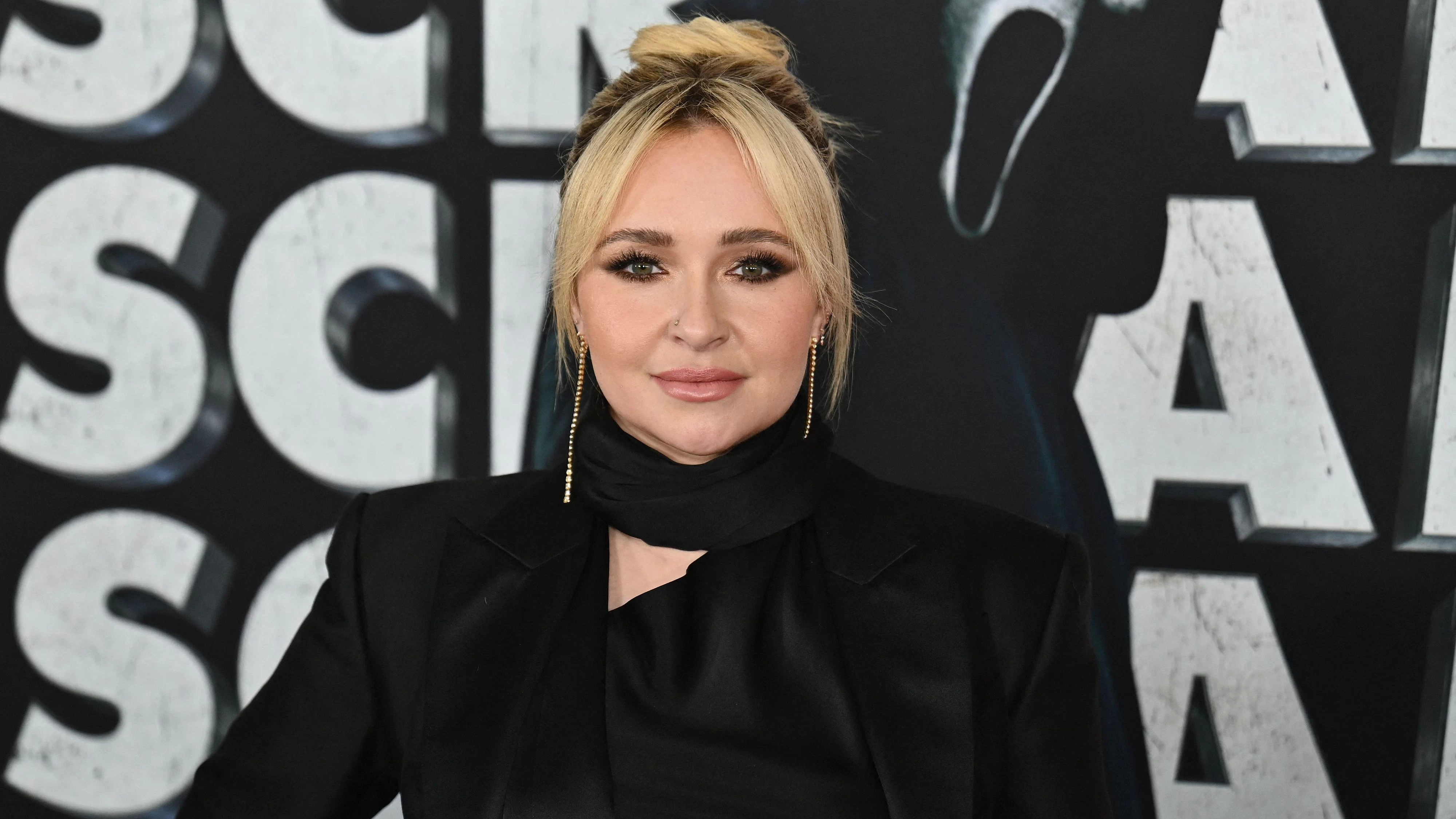 Heute.at - Hayden Panettiere tot! Polizei rückte zu Vorfall aus