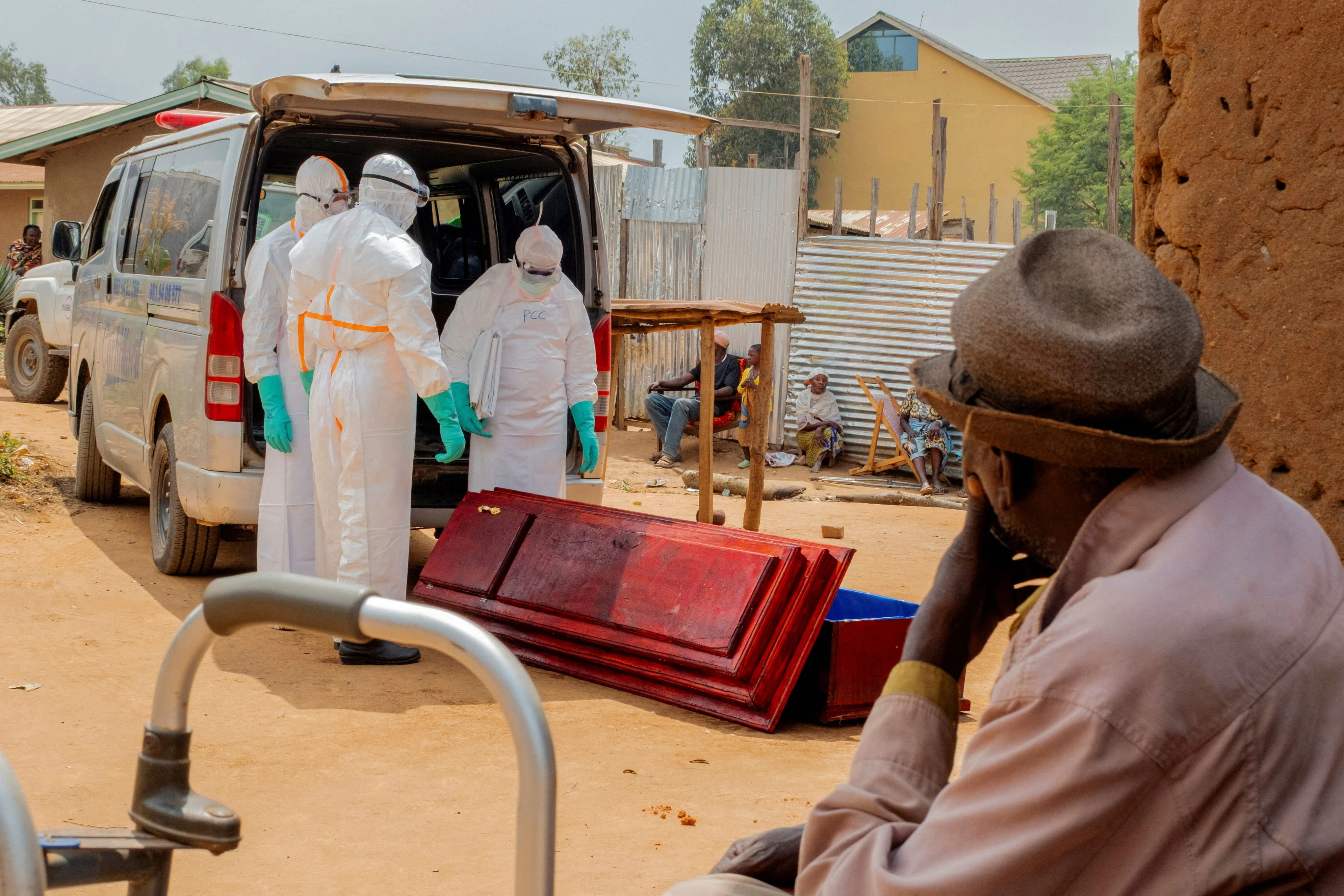 Offiziell hat der Ebola-Ausbruch bisher 2.300 Tote gefordert, die Dunkelziffer ist vermutlich bedeutend höher