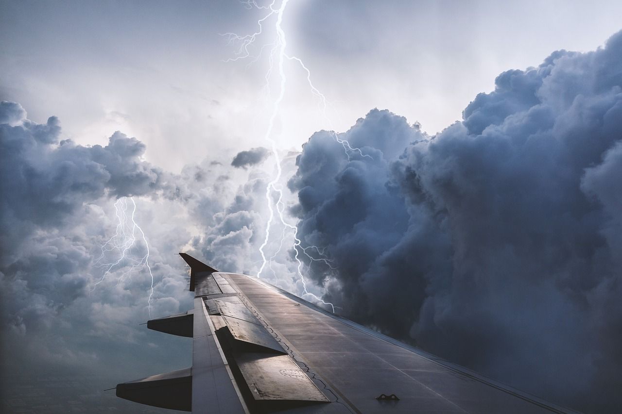 Heute.at - Größtes Elektroflugzeug der Welt hebt ab