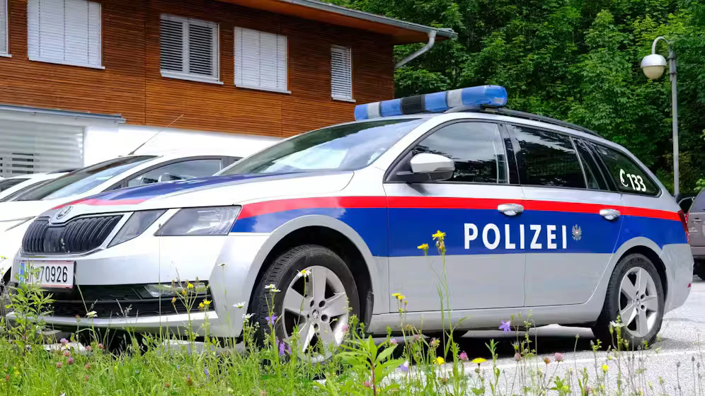 Heute.at - Prügelei auf Sportplatz – Mann (50) rastet komplett aus