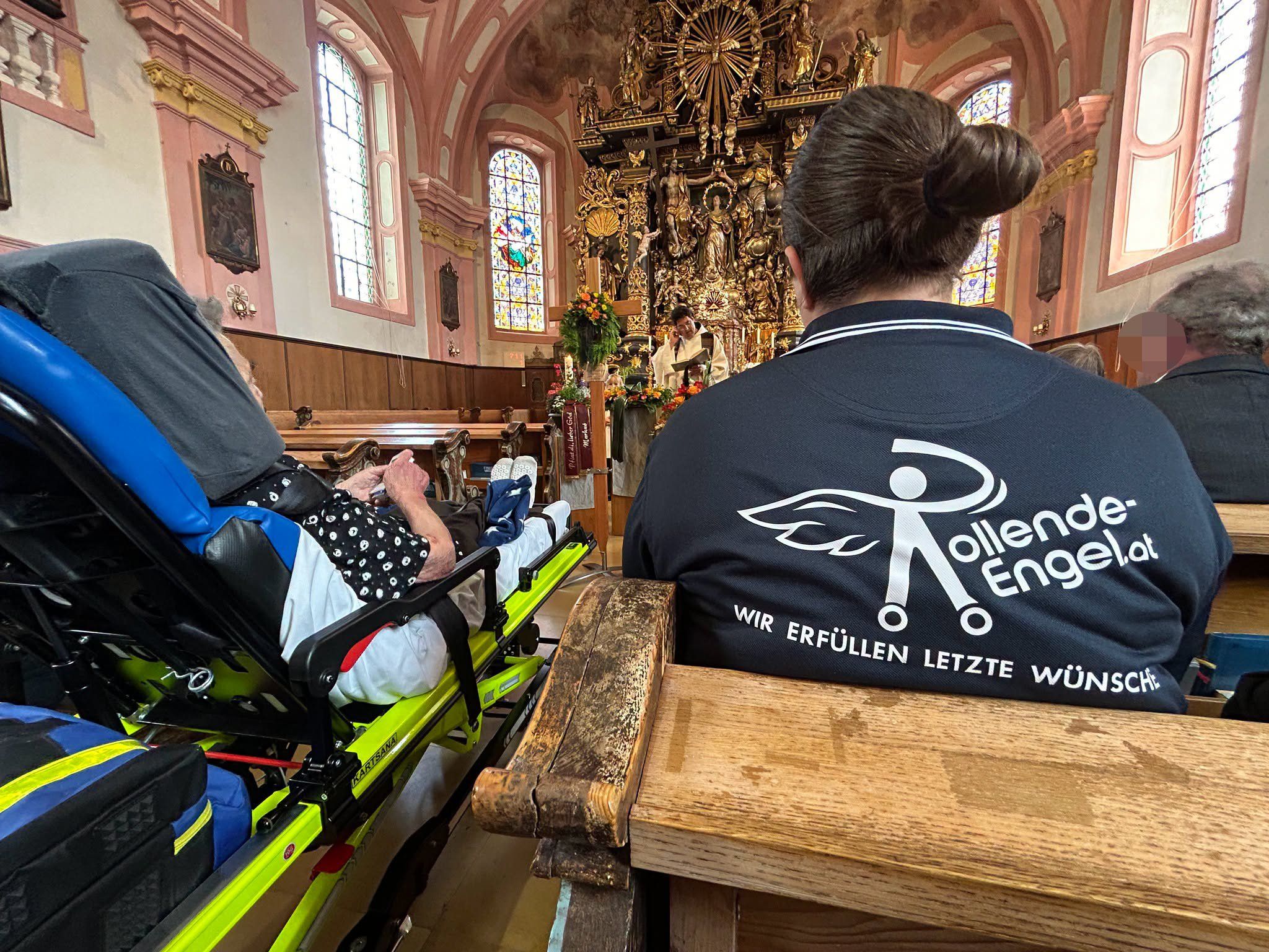 Die betagte Mutter fand Trost, konnte sich von ihrem Sohn verabschieden.