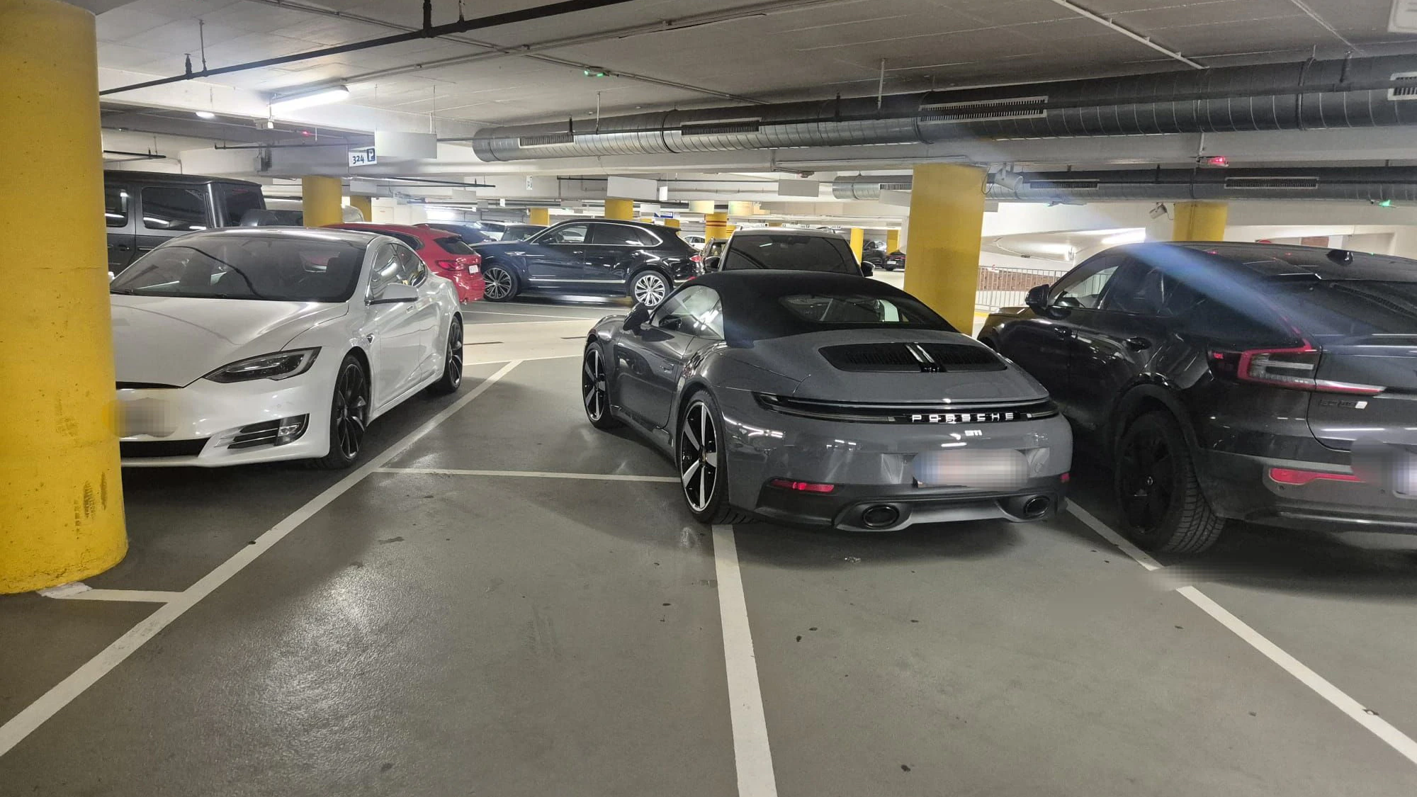 Am Dienstag sorgte der Porsche für überraschte Blicke in Wien.