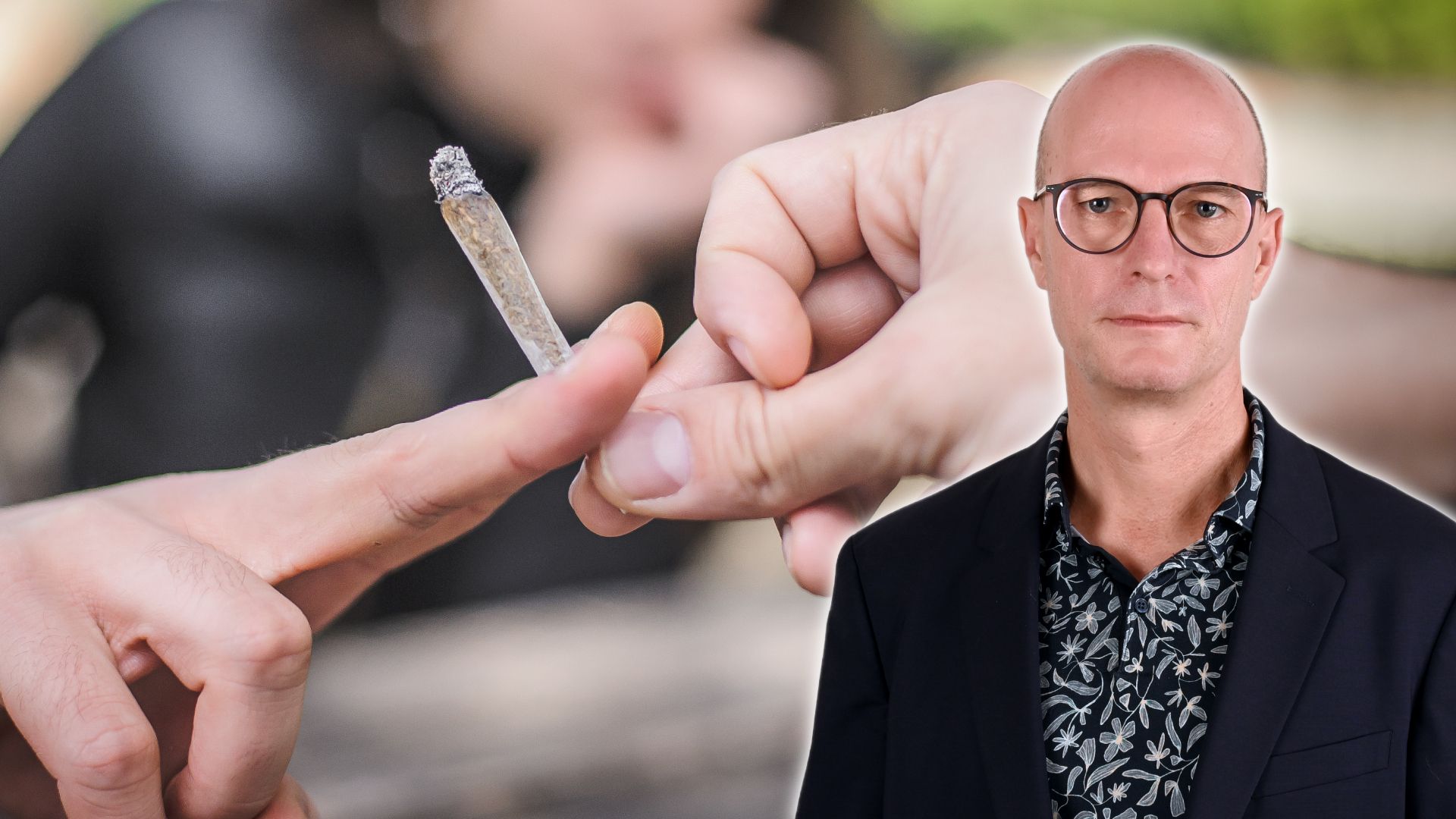 Rainer Schmidbauer, Leiter des Instituts Suchtprävention von pro mente OÖ, erklärt, wo Jugendliche Hilfe finden können. (Symbolbild)