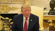 Trump fährt CNN-Reporterin scharf an