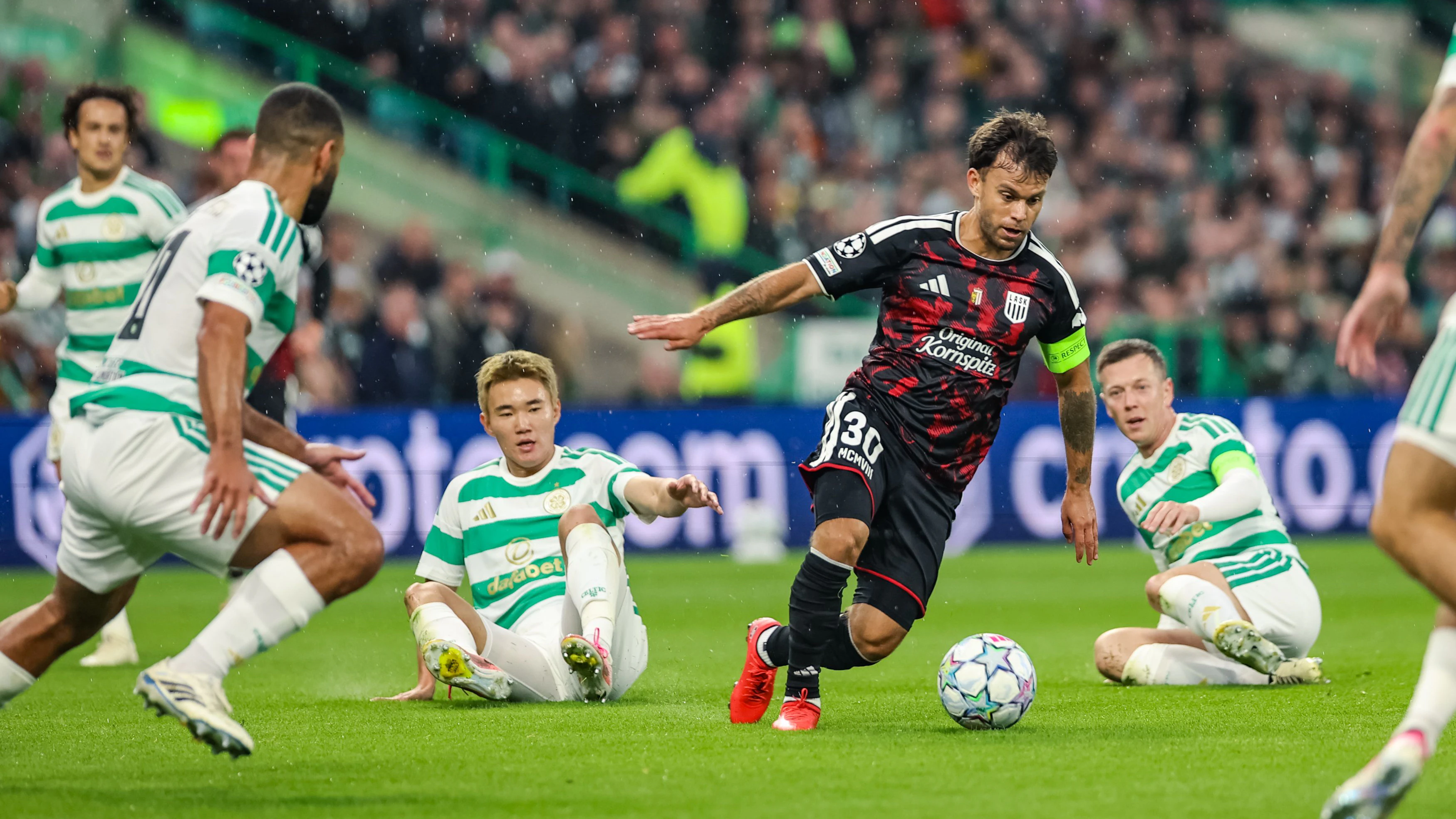 Sascha Horvath gegen Celtic