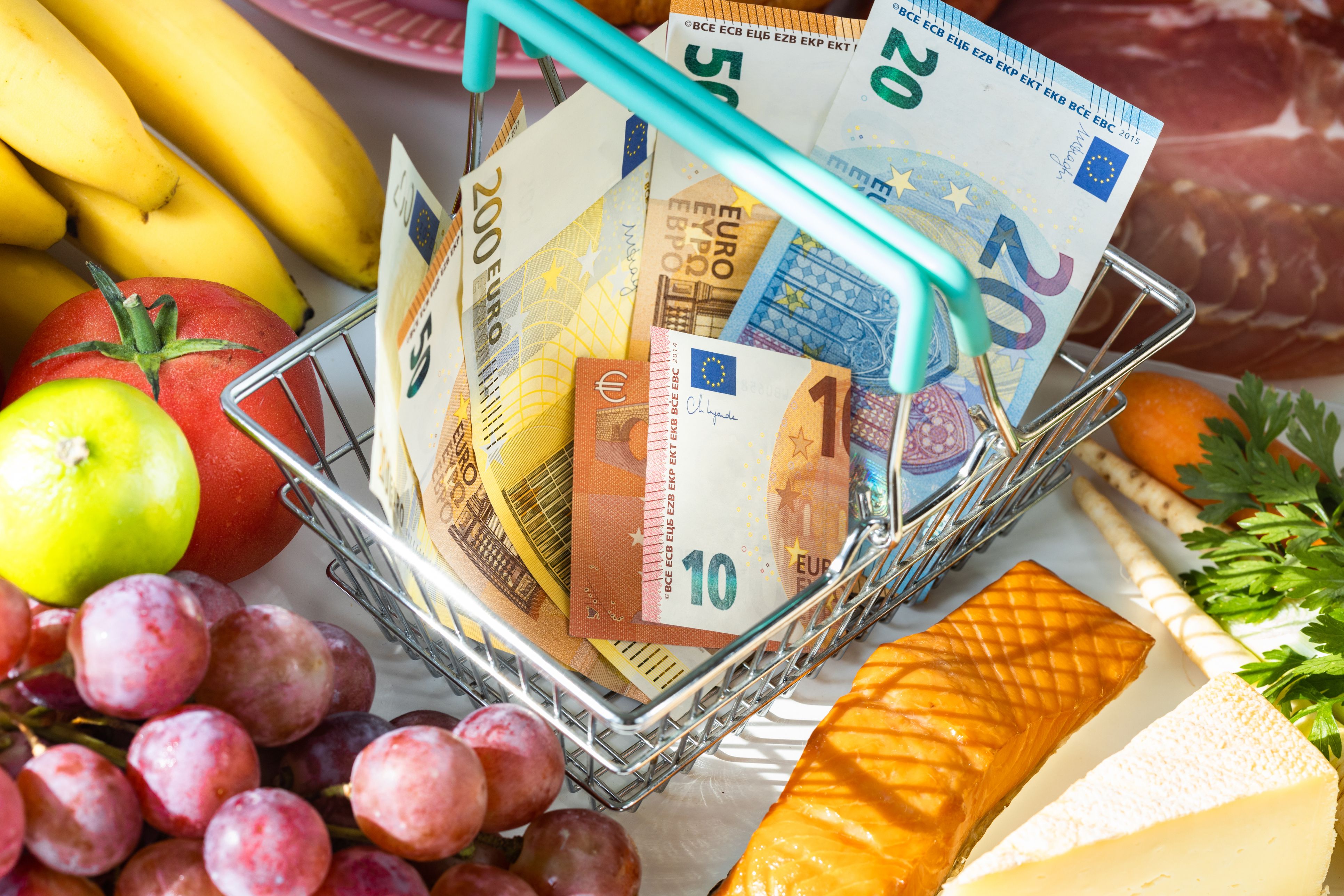 Hier rauf, dort runter: Bei Lebensmitteln kommt es derzeit zu massiv unterschiedlichen Preisentwicklungen.