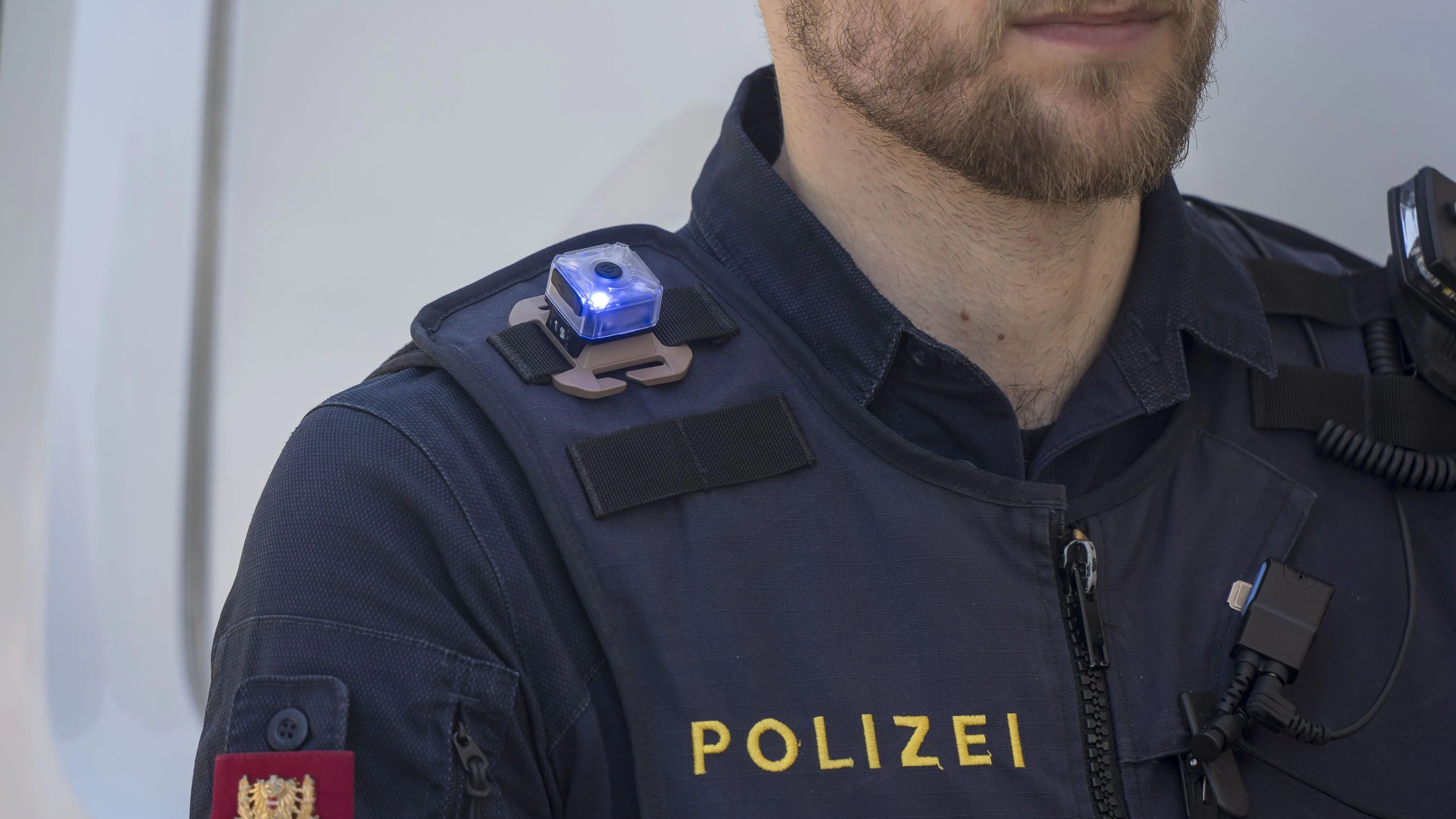 Polizisten fanden den Mann wegen seines auffälligen Outfits. 