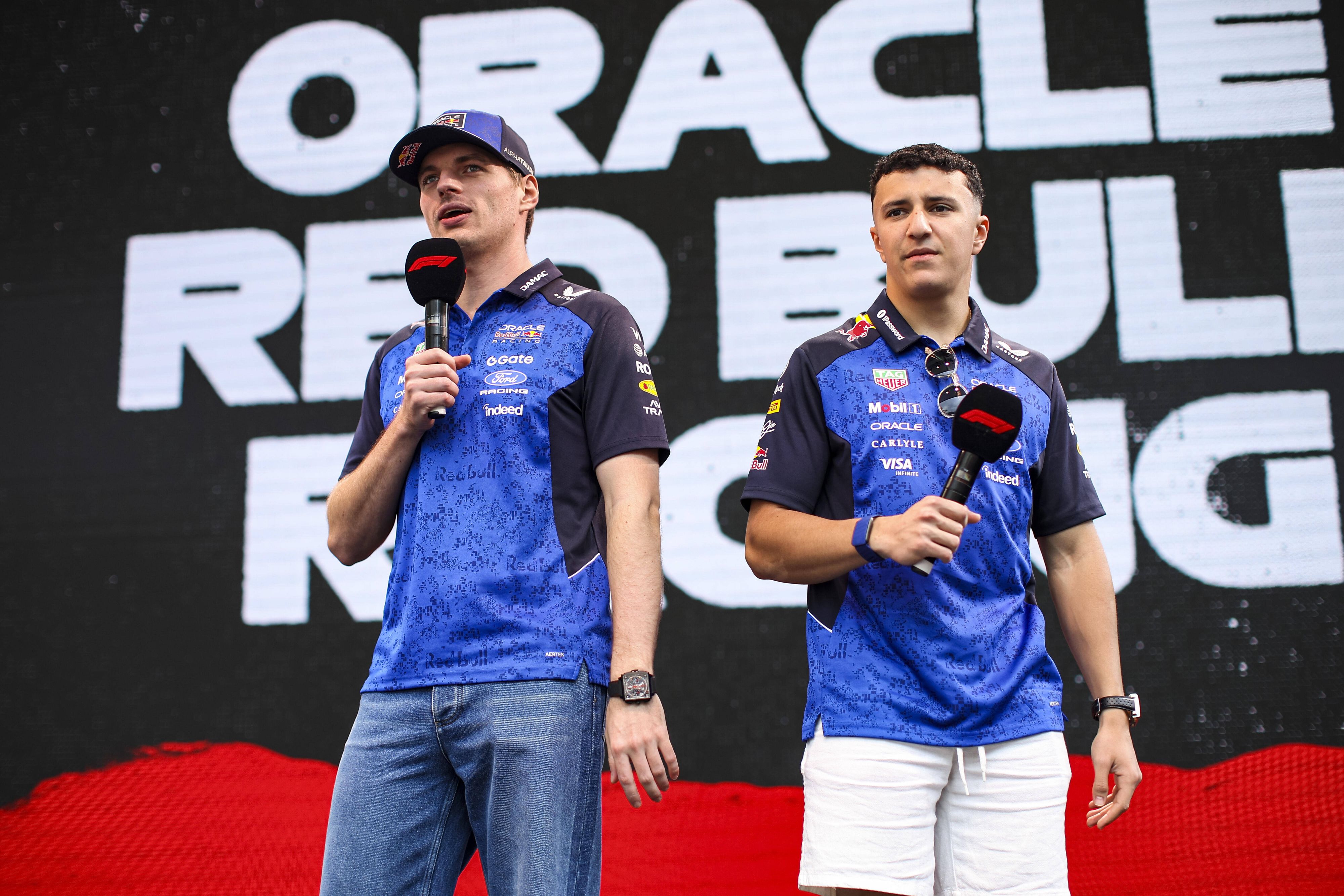 Max Verstappen und Isack Hadjar.