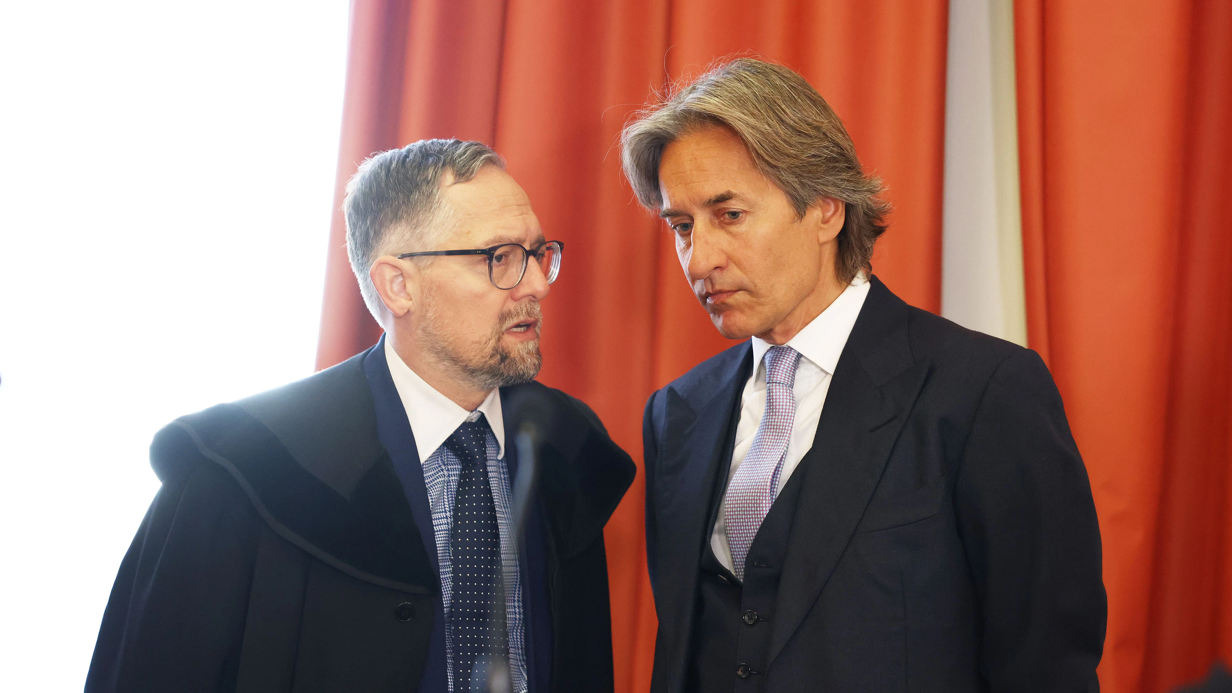 Karl-Heinz Grasser mit dem Top-Wirtschaftsstrafverteidiger Norbert Wess.