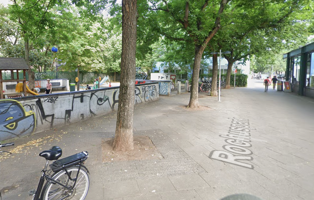Polizeieinsatz am Mittwoch im Rochuspark.