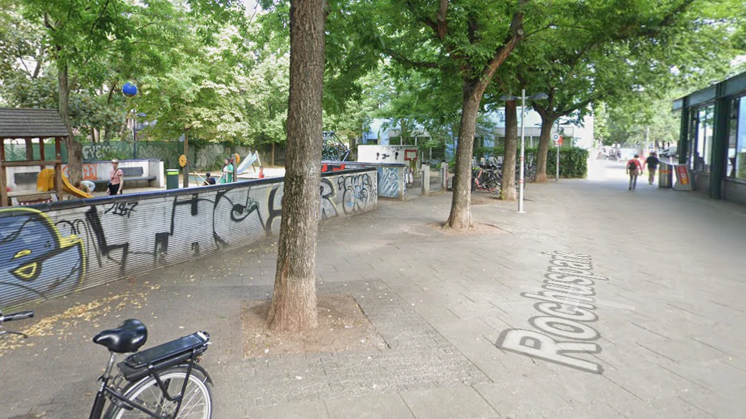 Polizeieinsatz am Mittwoch im Rochuspark.