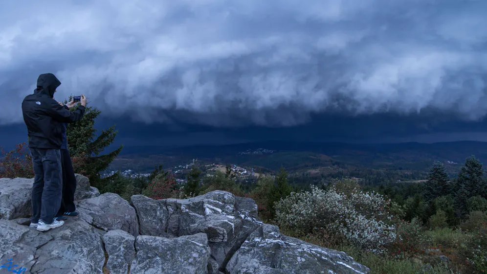 Heute.at - Heftige Gewitter – Meteorologe warnt jetzt alle