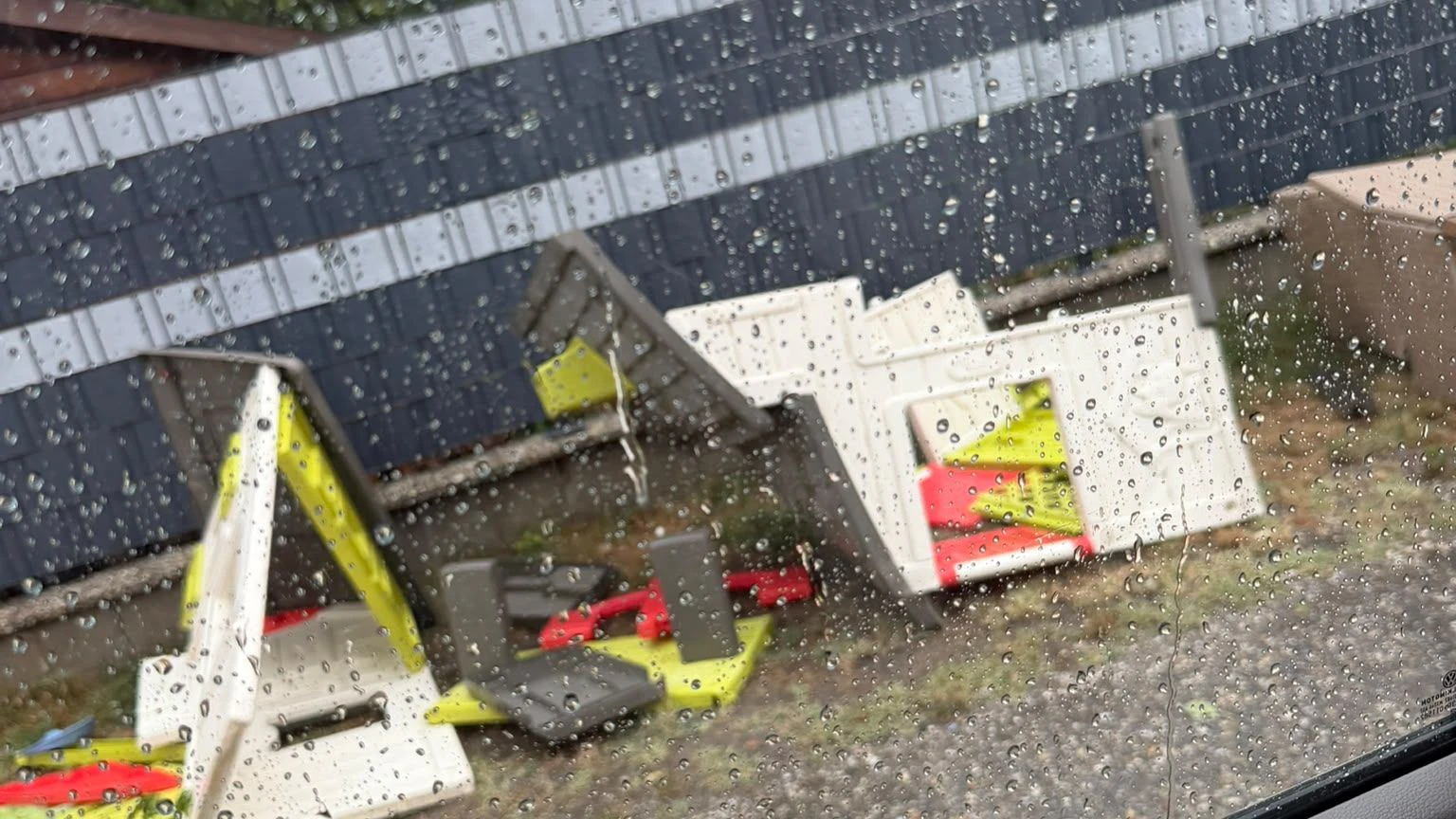 Heute.at - Wie ein Hurricane! Unwetter verwüstet Orte bei Wien