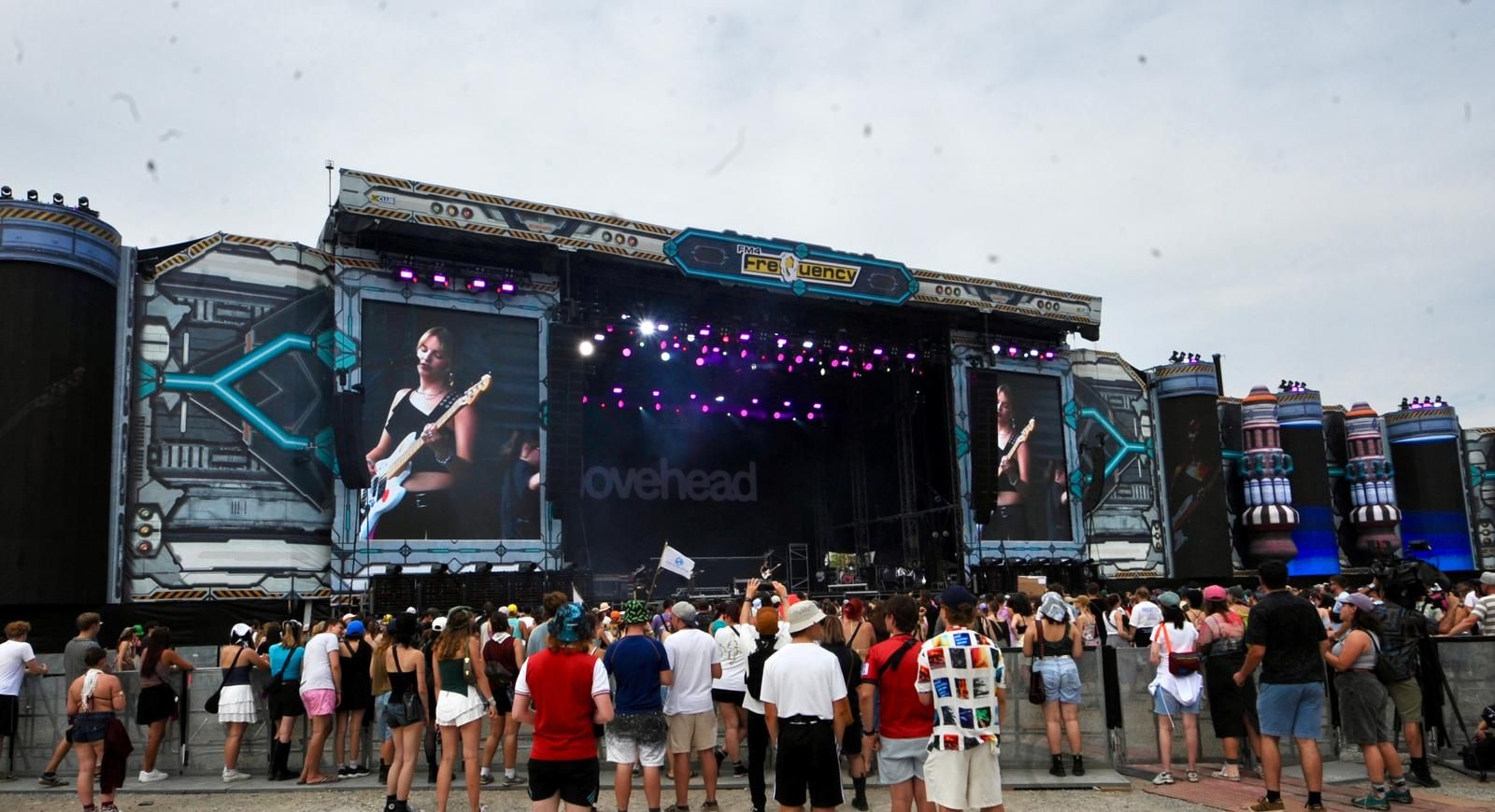 Heute.at - Erste Band live! Frequency startet mit lovehead