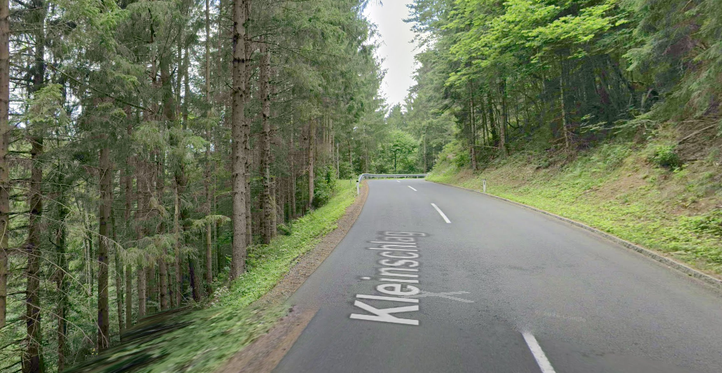 Der 68-Jährige aus dem Bezirk Hartberg-Fürstenfeld war von Vorau kommend in Richtung Rohrbach an der Lafnitz unterwegs.