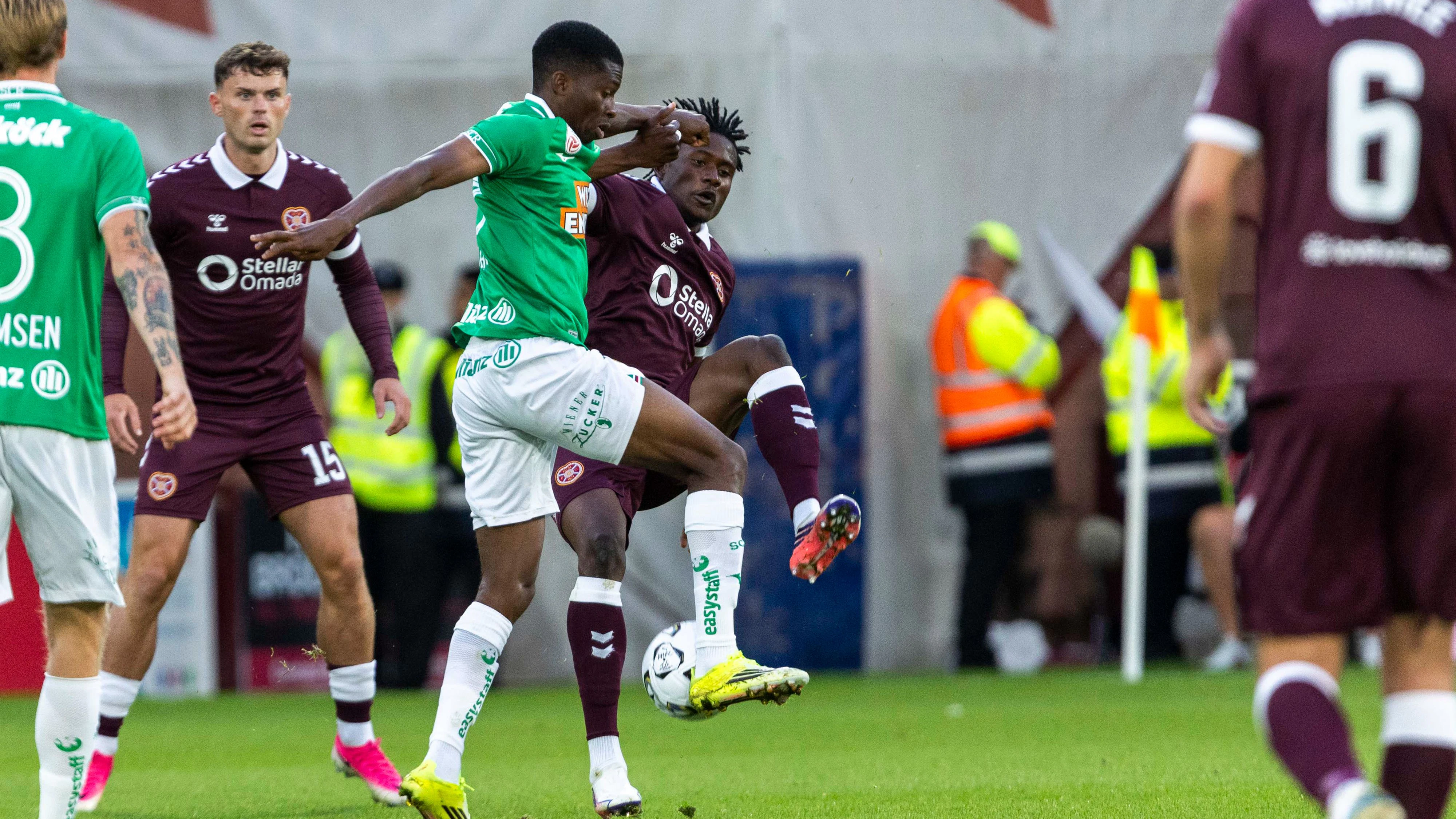 EDINBURGH,SCOTLAND,20.AUG.26 - SOCCER - UEFA Conference League, play-off, Heart of Midlothian FC vs SK Rapid Wien. Image shows head coach Johannes Hoff Thorup (Rapid). Photo: GEPA pictures/ Philipp Brem