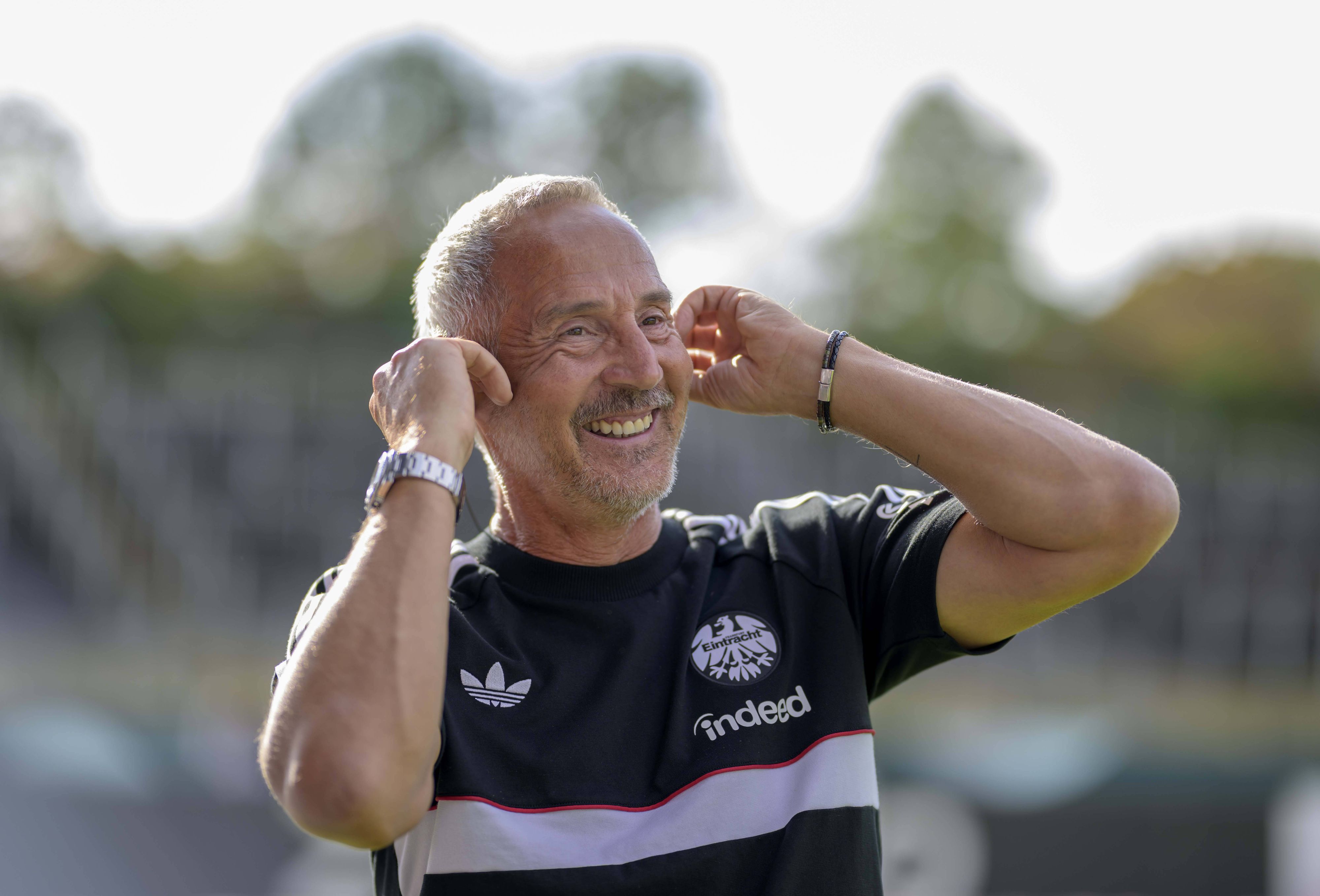 Adi Hütter hat gut lachen.