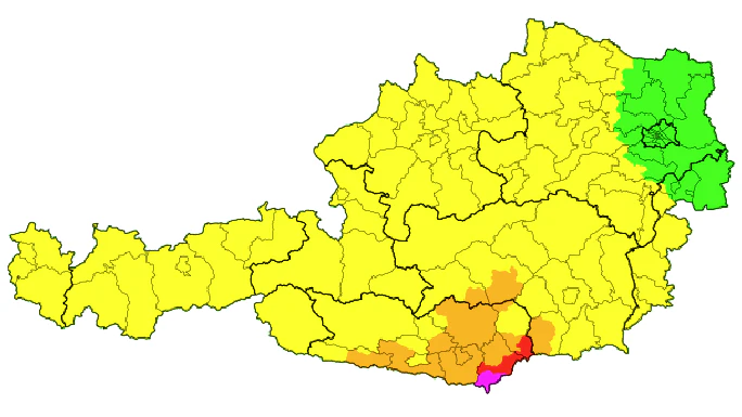 <strong>Gewitter und Hagel</strong>: Im äußersten Süden gilt Warnstufe Rot und Violett, in beinahe ganz Österreich sind aber noch Gewitter möglich (gelb).