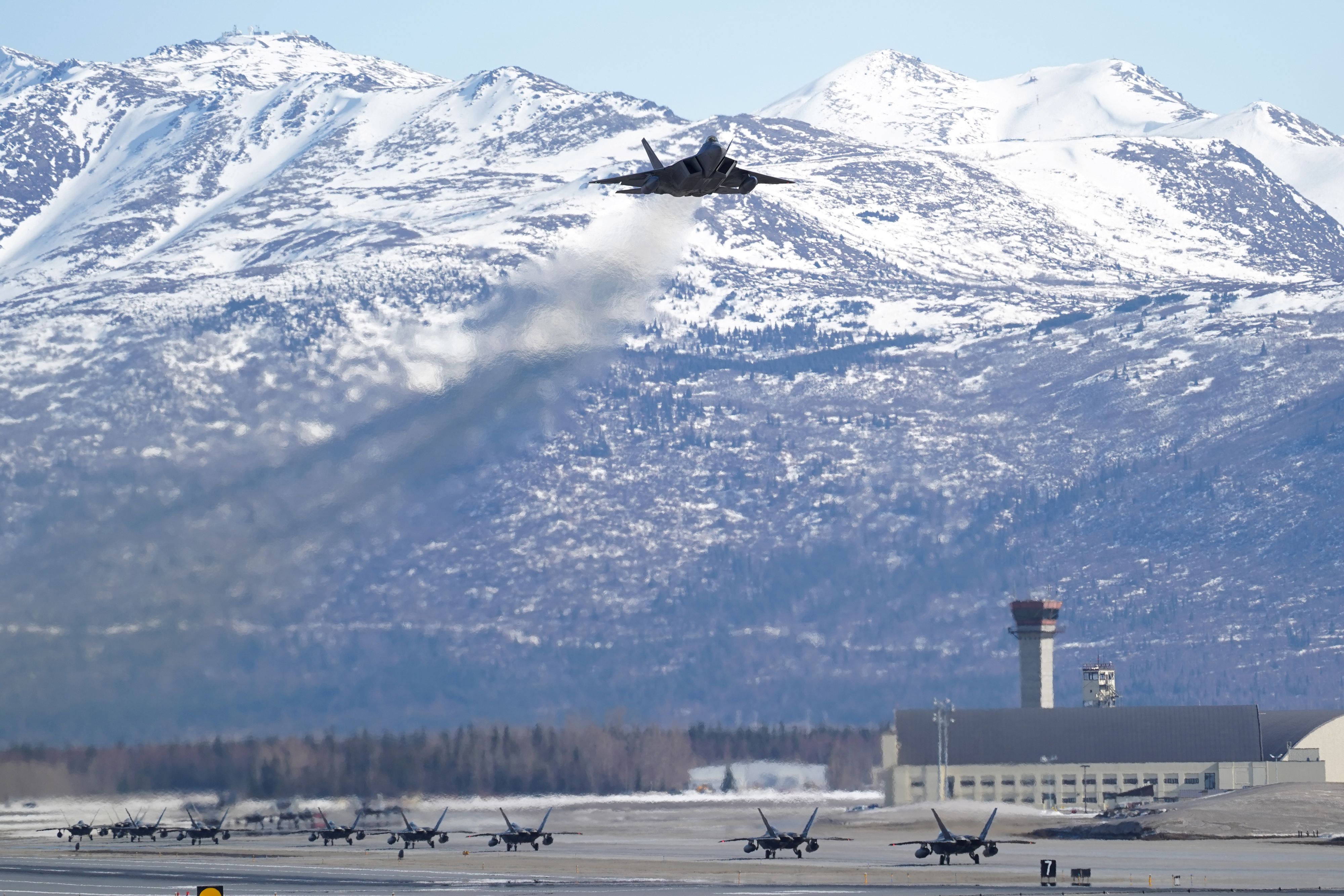 Zu dem tragischen Unglück kam es bei einem US-Militärstützpunkt in Alaska. (Symbolbild)