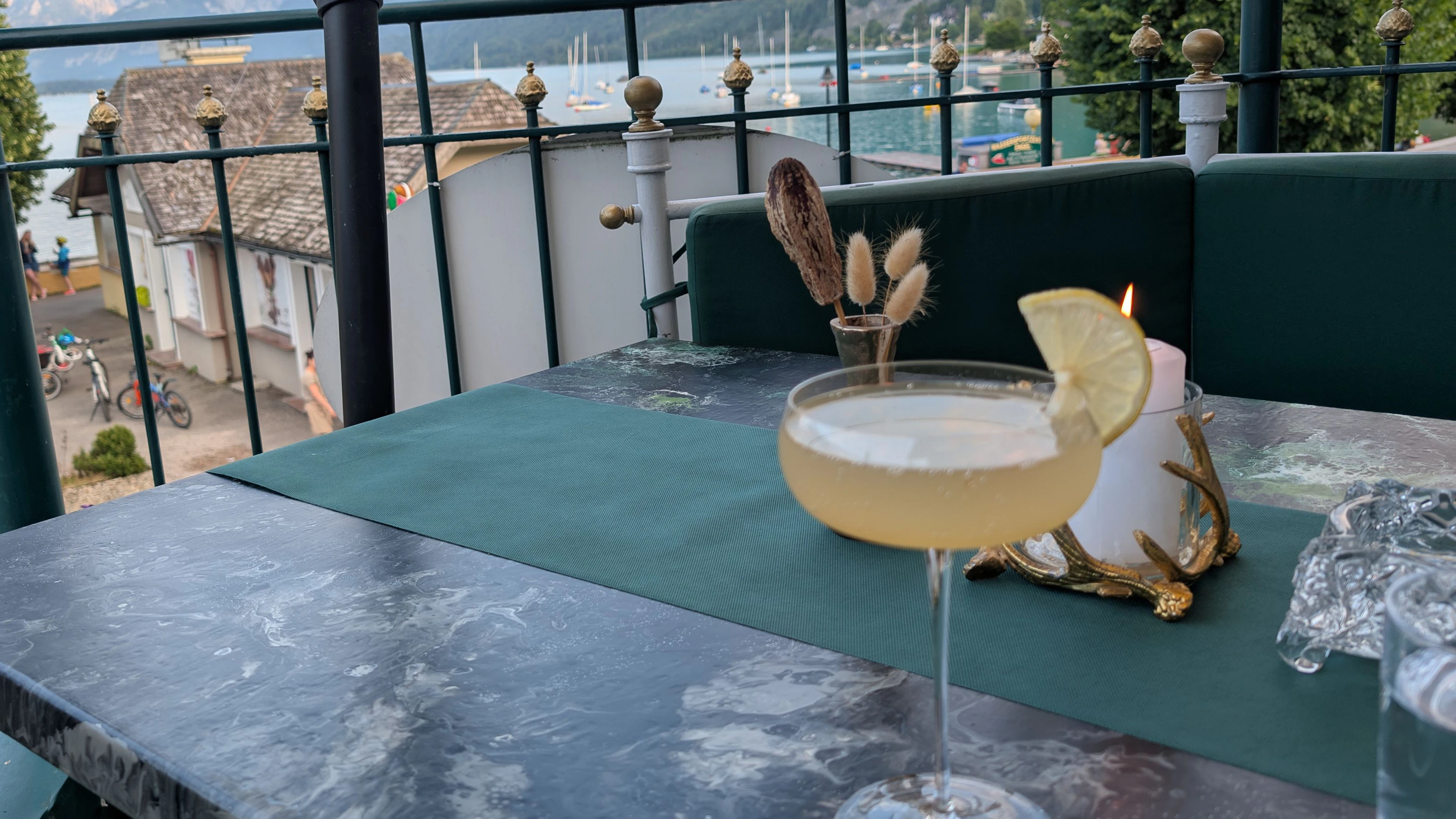 So pflegt man es jedenfalls am Wolfgangsee zu tun