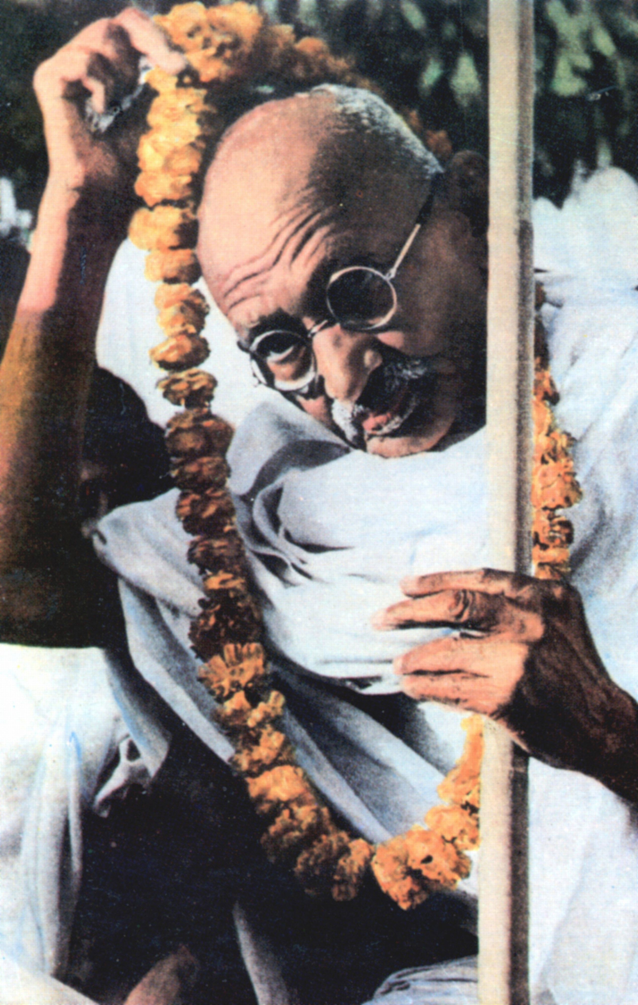 Mohondas Karamchand Gandhi (1869-1948) wurde als politischer und geistiger Anführer der indischen Unabhängigkeitsbewegung weltberühmt.