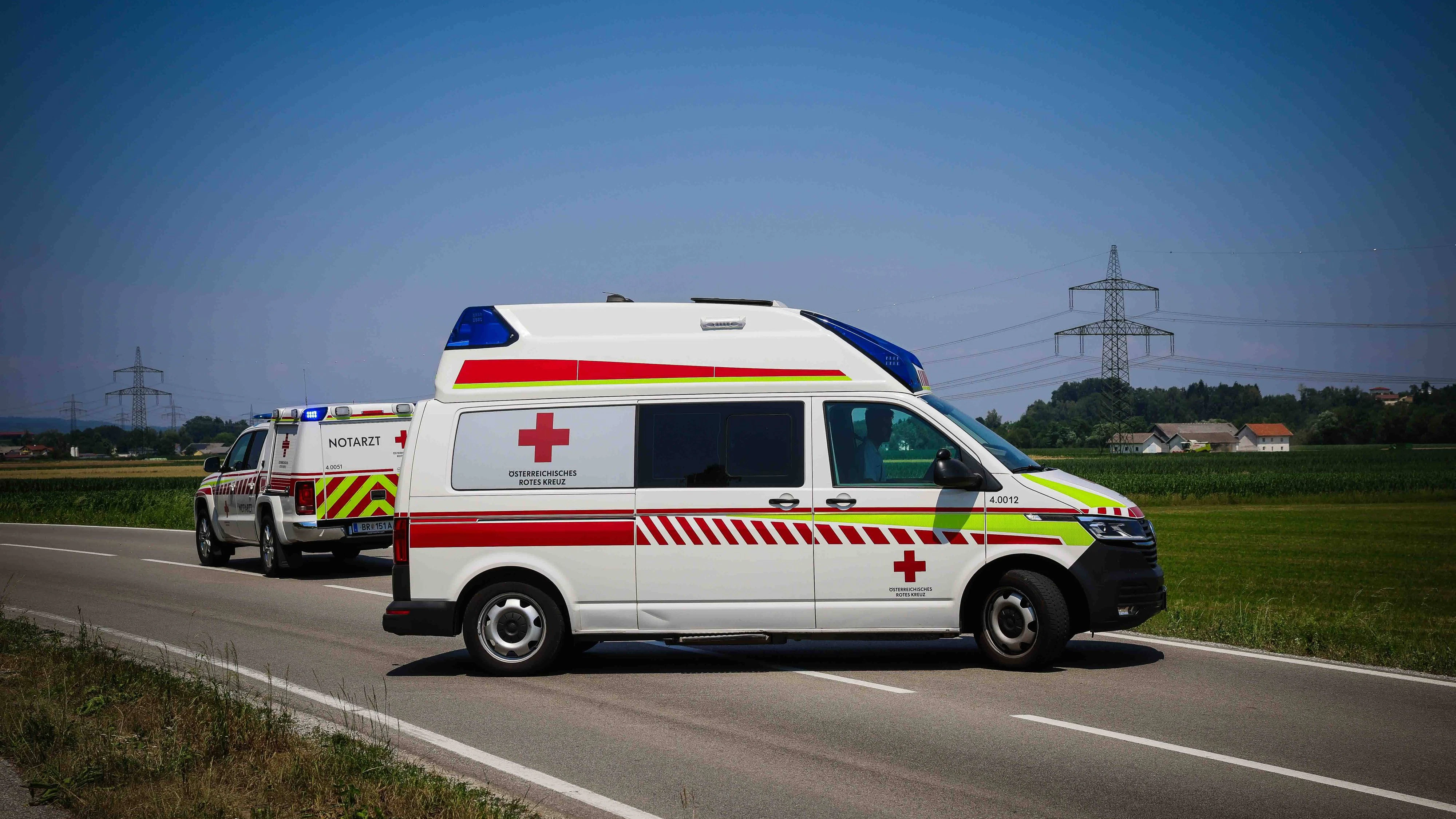 Heute.at - Todesdrama auf S6 – Biker (23) stirbt nach Aufprall