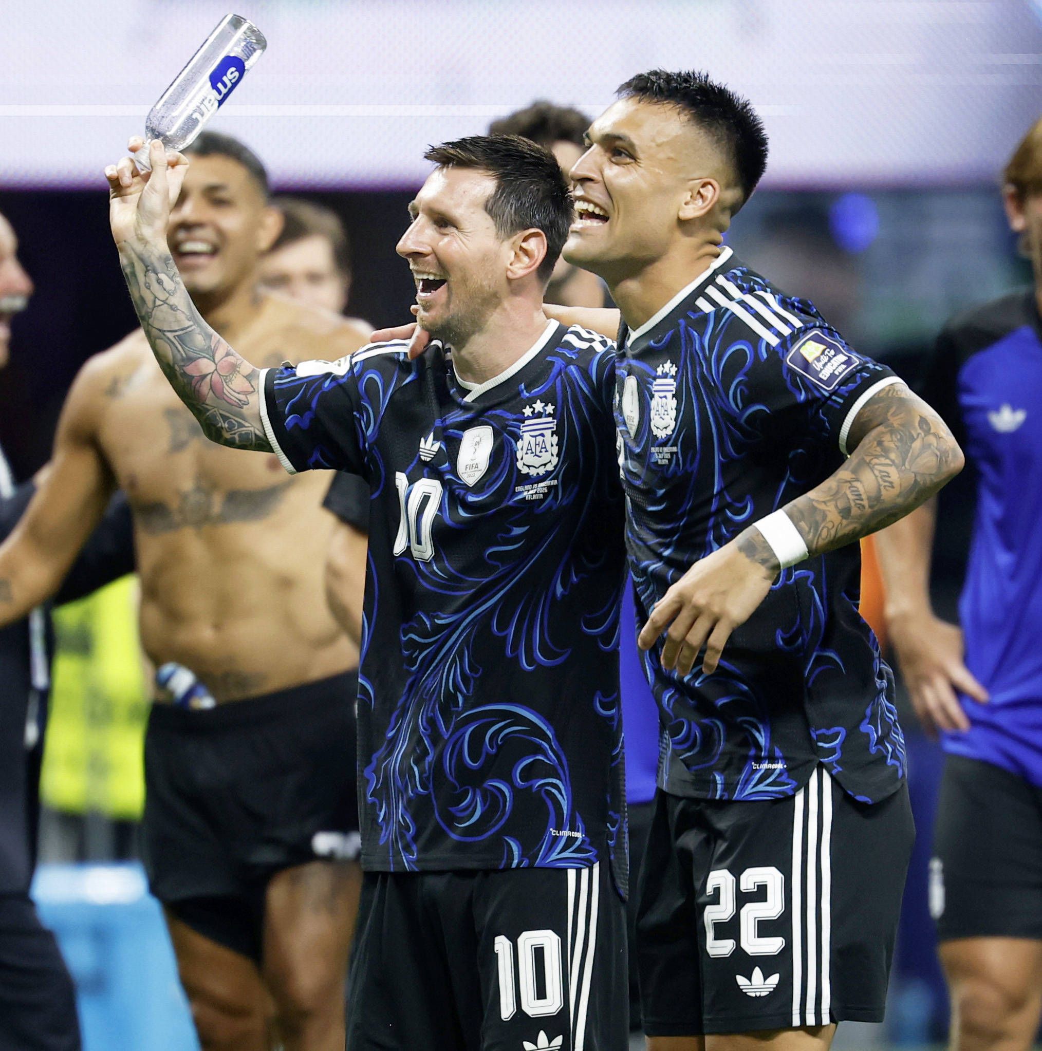 Lionel Messi und Lautaro Martinez