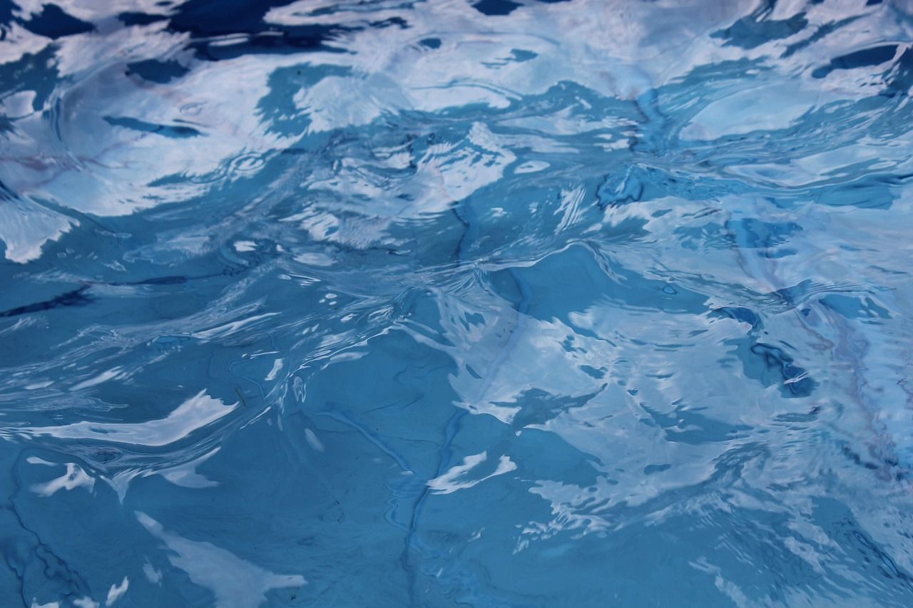Heute.at - Warum du nicht in den Pool pinkeln solltest