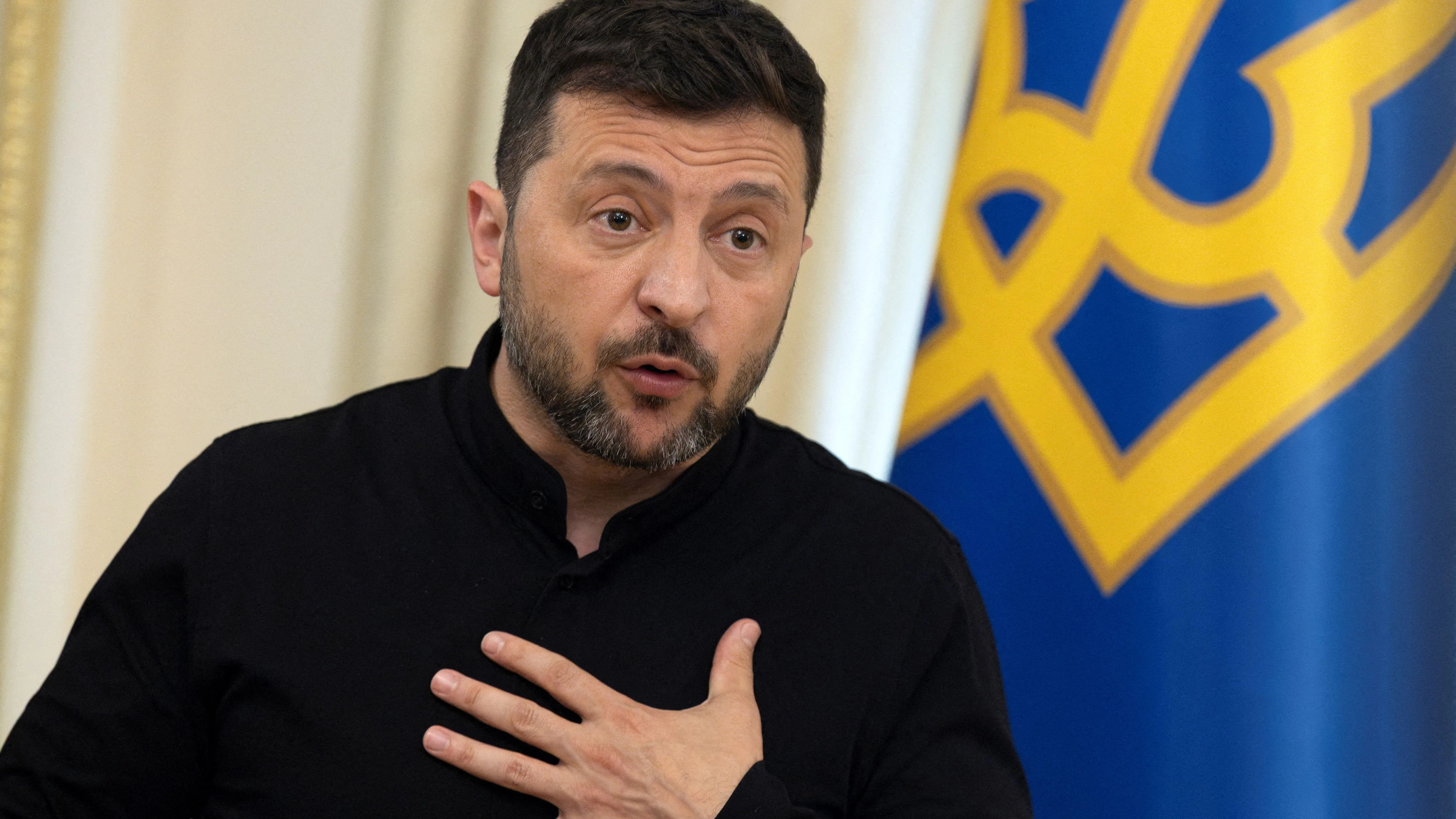 Laut Angaben von Wolodymyr Selenskyj arbeiten sowohl die Ukraine als auch Russland an einer Alternative für Starlink. 